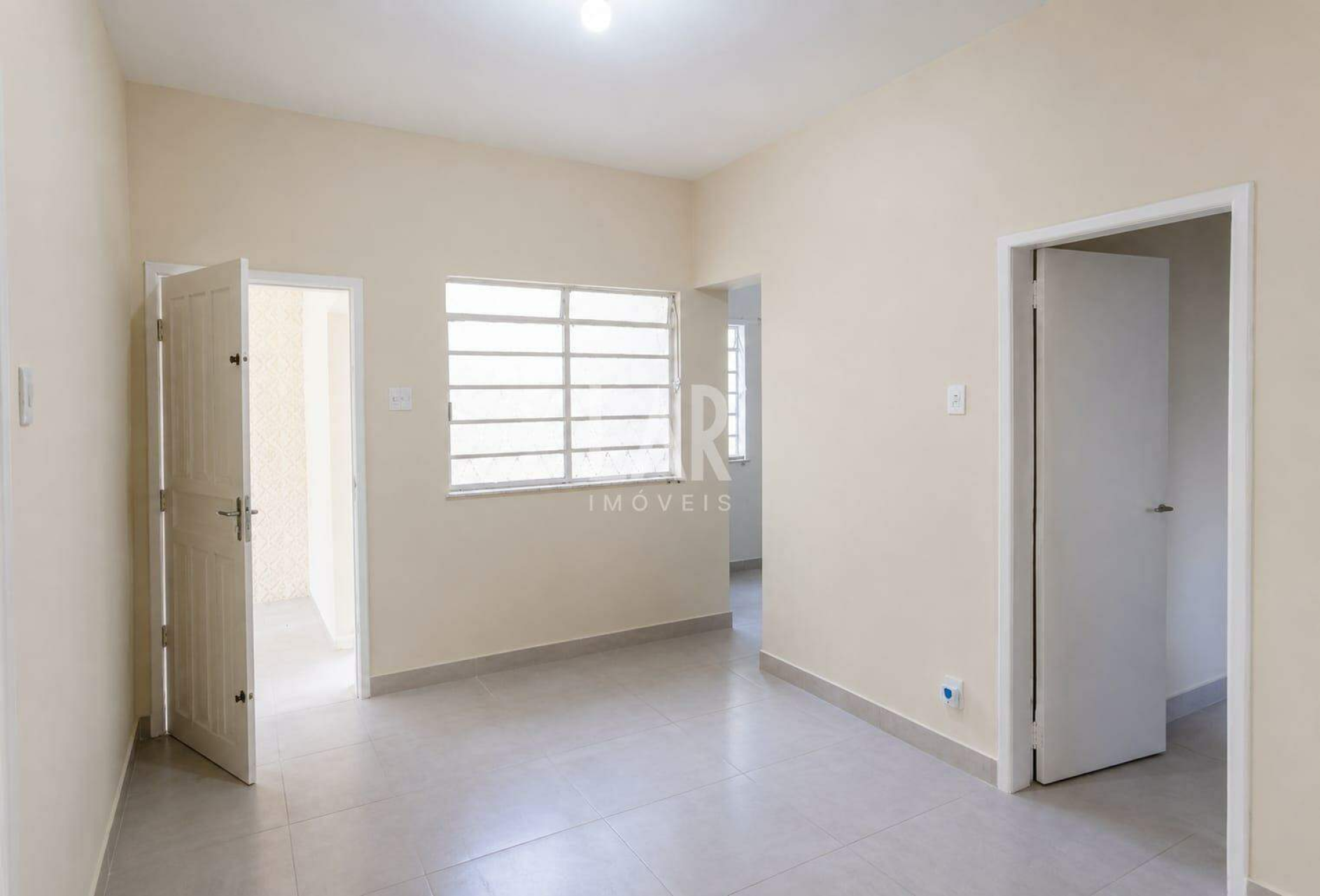 Casa de 3 quartos para alugar, Santa Efigênia, Belo Horizonte - MG