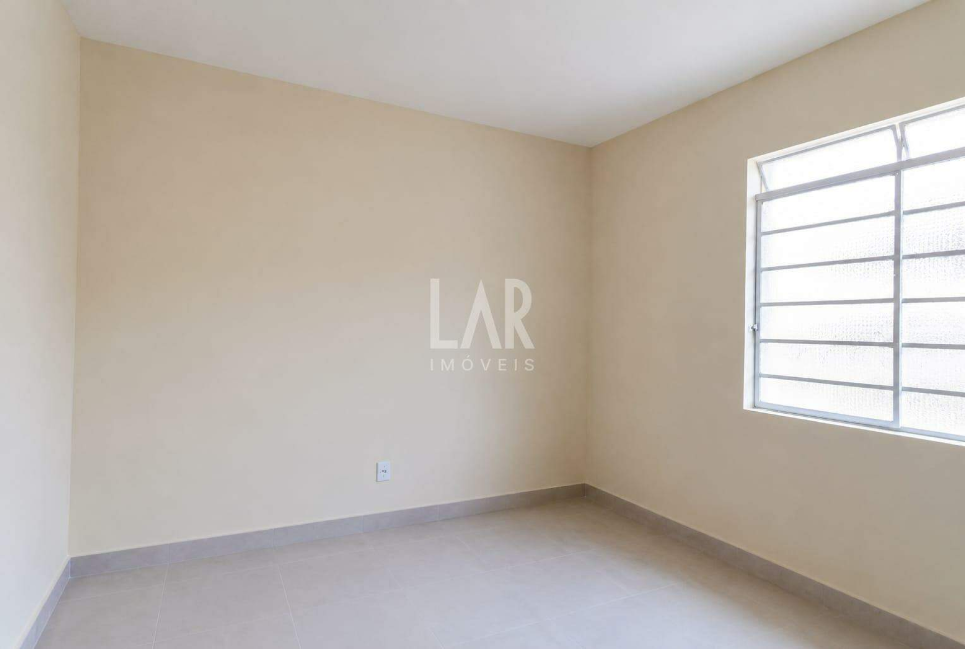 Casa de 3 quartos para alugar, Santa Efigênia, Belo Horizonte - MG