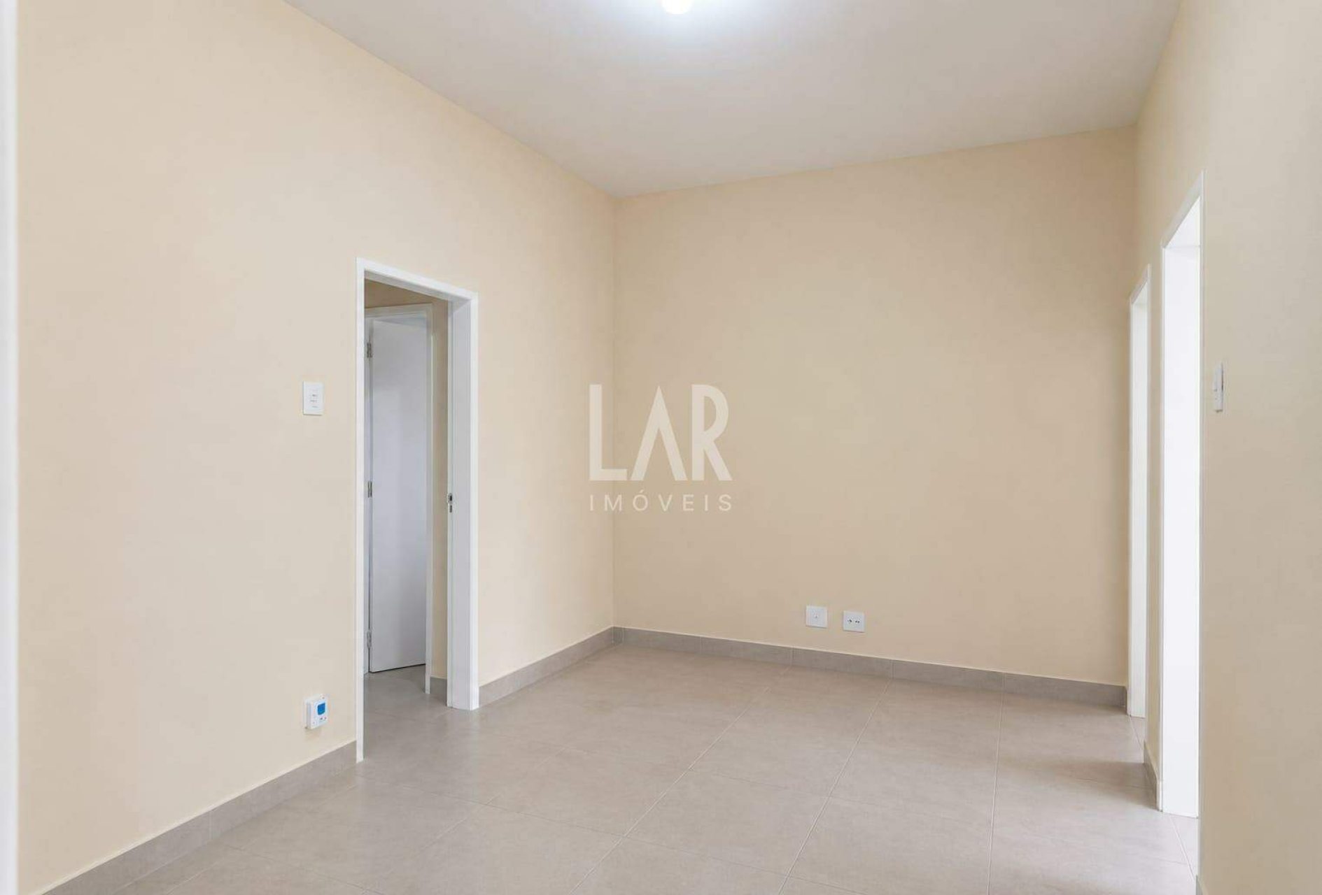 Casa de 3 quartos para alugar, Santa Efigênia, Belo Horizonte - MG