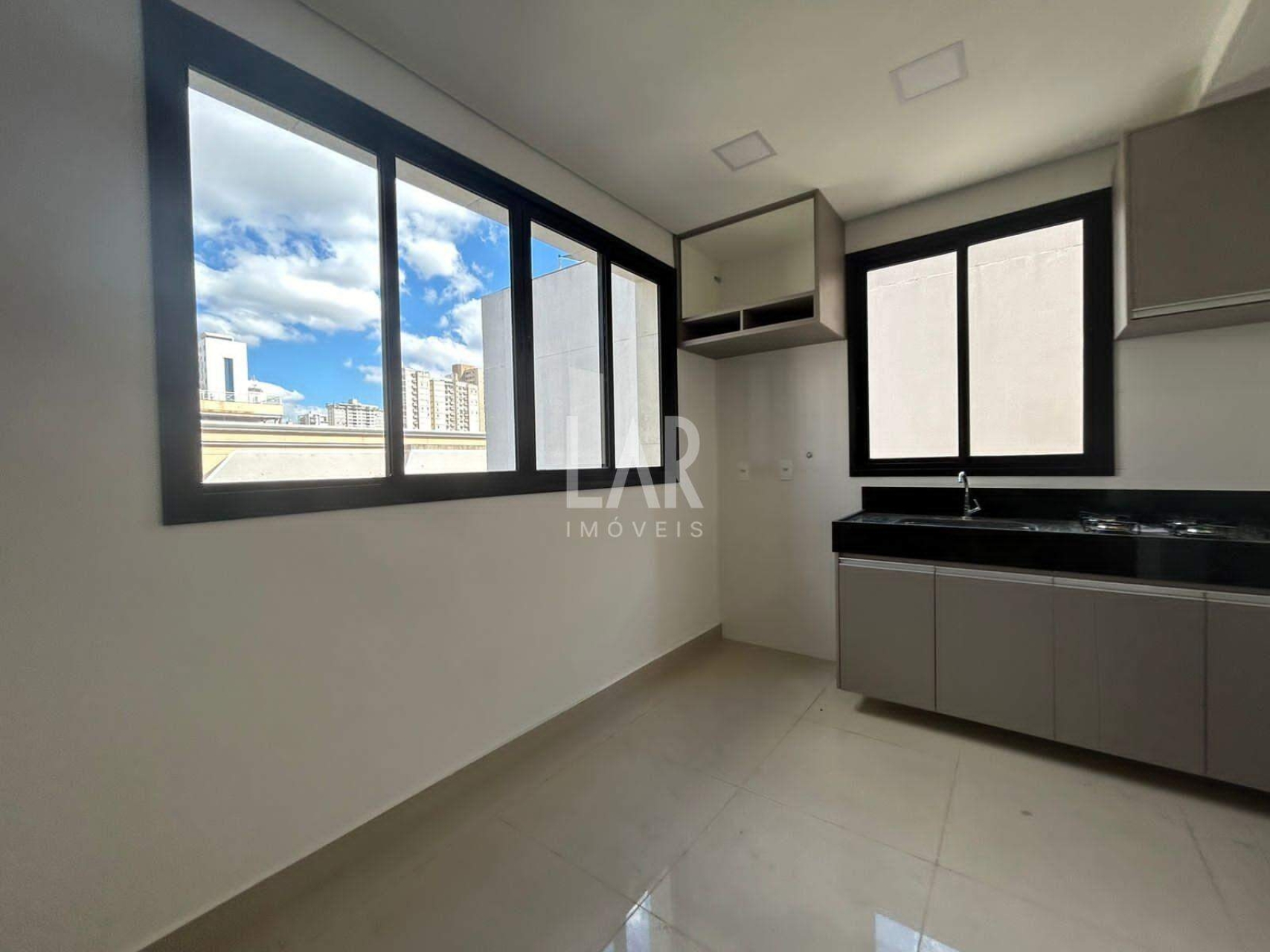 Apartamento de 2 quartos para alugar, Lourdes, Belo Horizonte - MG