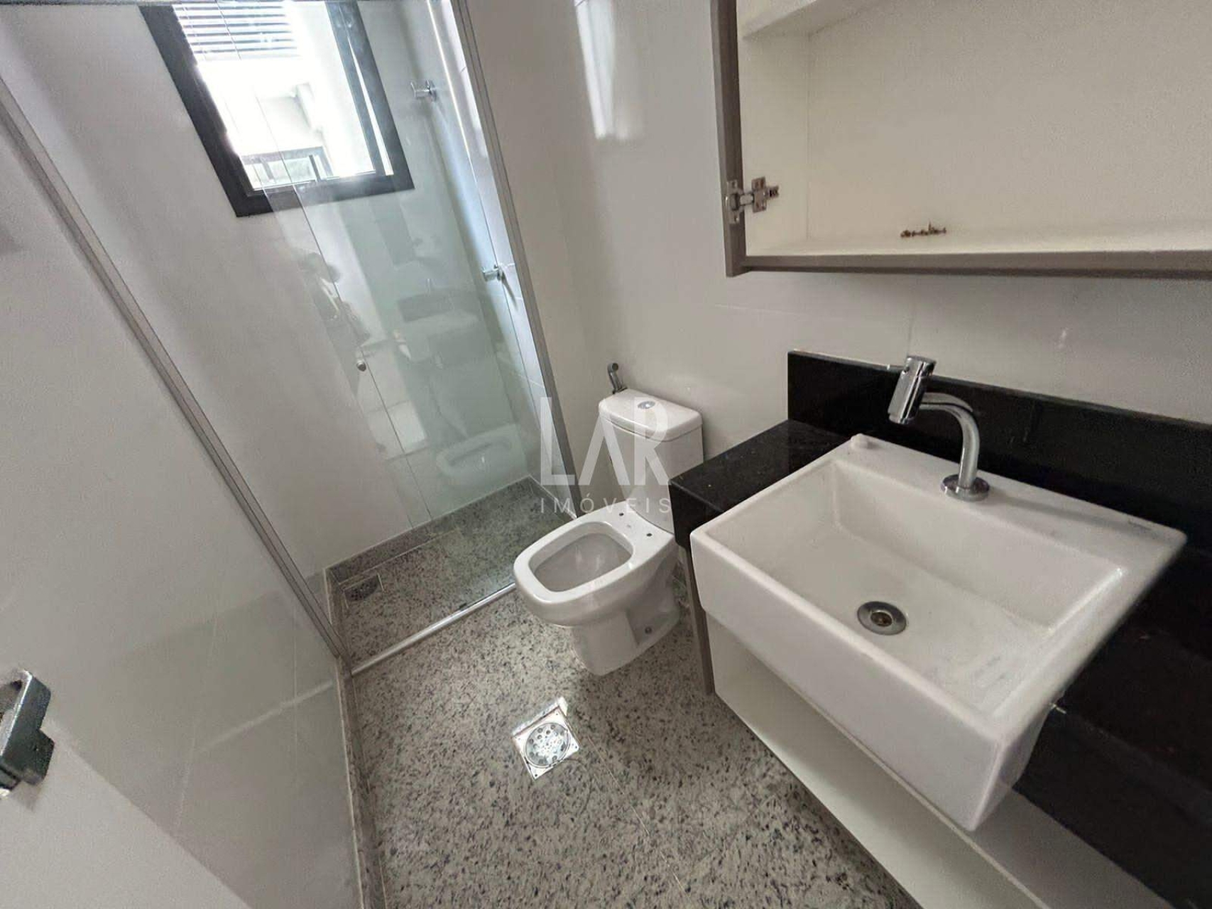 Apartamento de 2 quartos para alugar, Lourdes, Belo Horizonte - MG