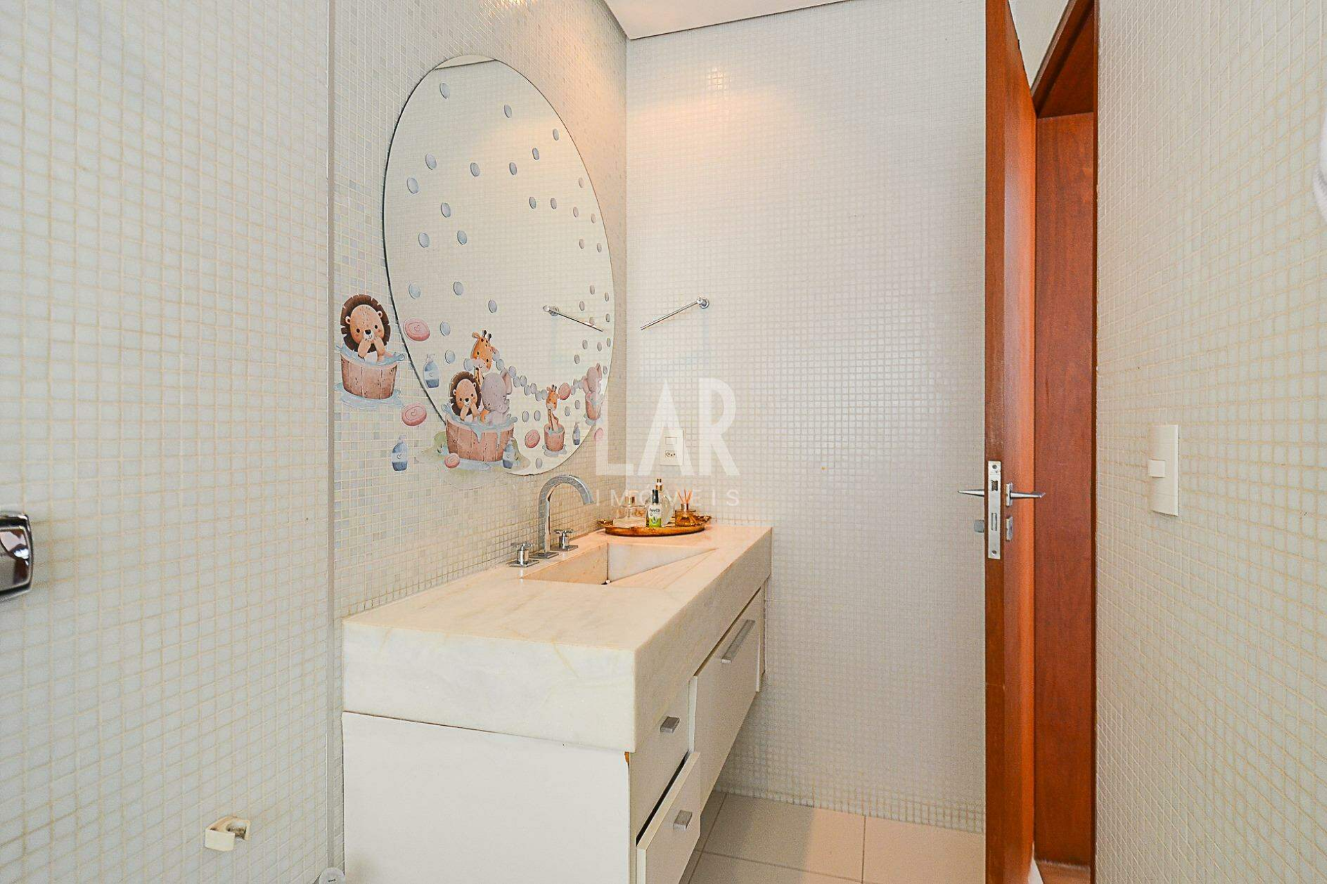 Casa de 5 quartos para alugar, Estoril, Belo Horizonte - MG