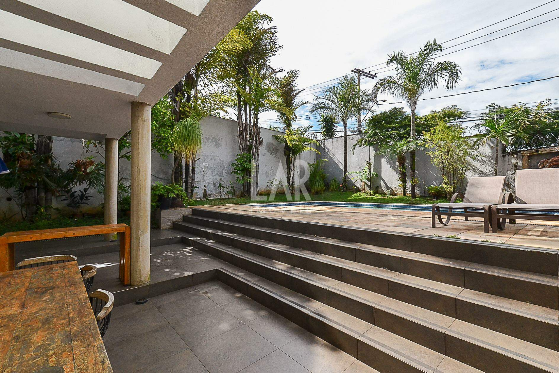 Casa de 5 quartos para alugar, Estoril, Belo Horizonte - MG