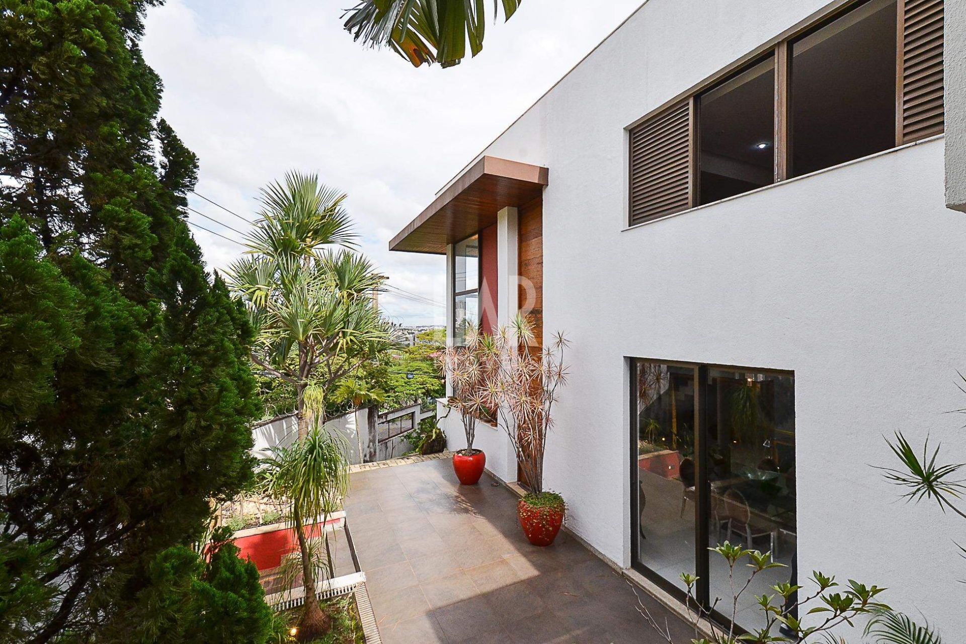 Casa de 5 quartos para alugar, Estoril, Belo Horizonte - MG