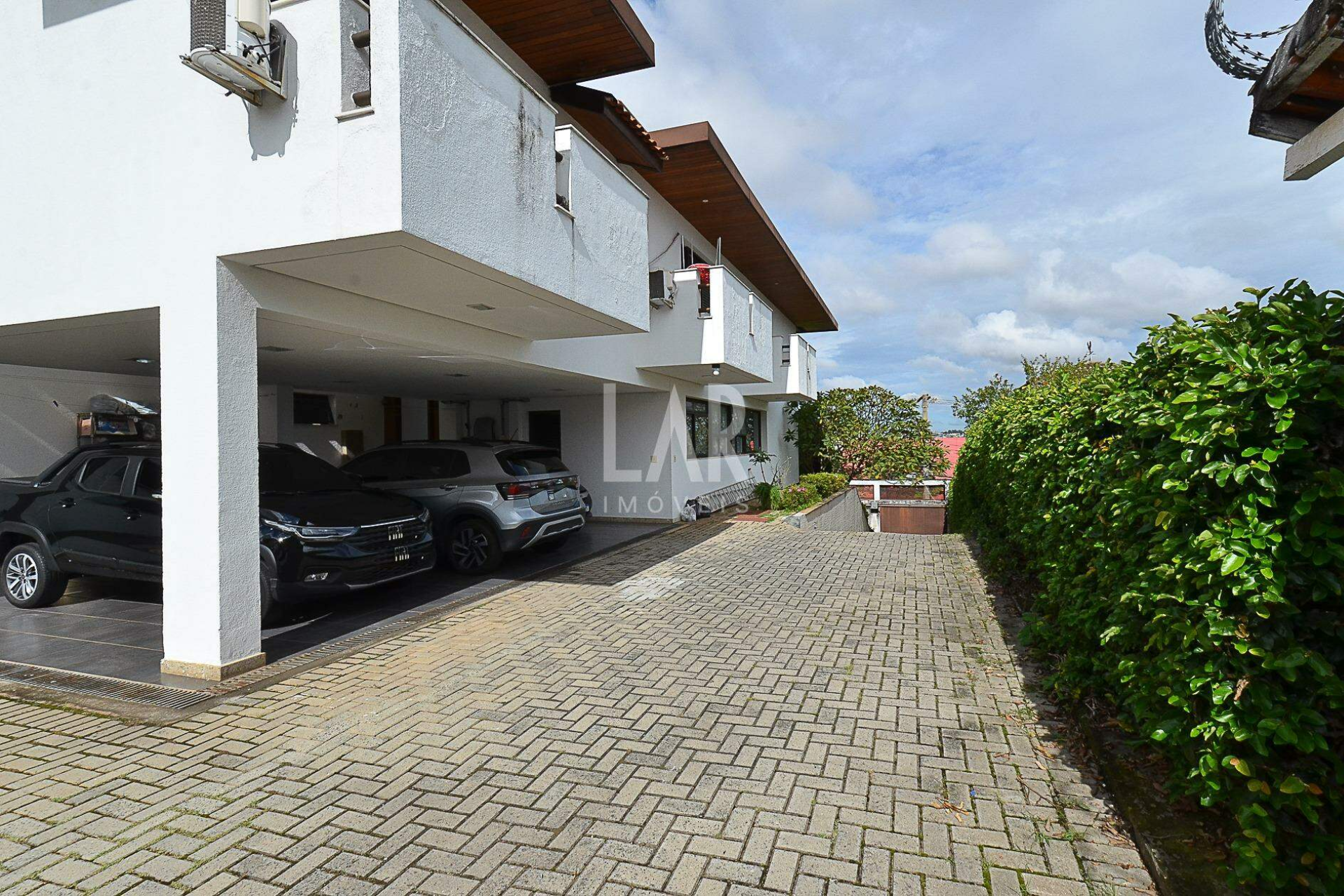 Casa de 5 quartos para alugar, Estoril, Belo Horizonte - MG