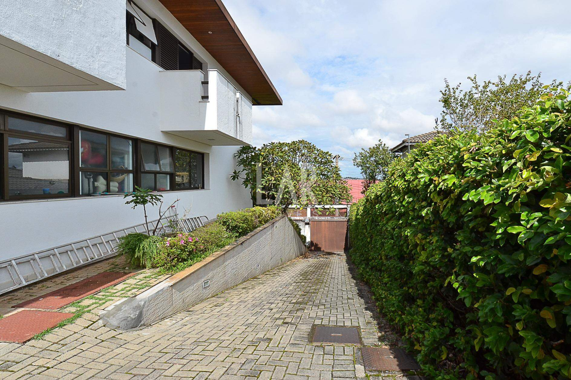 Casa de 5 quartos para alugar, Estoril, Belo Horizonte - MG