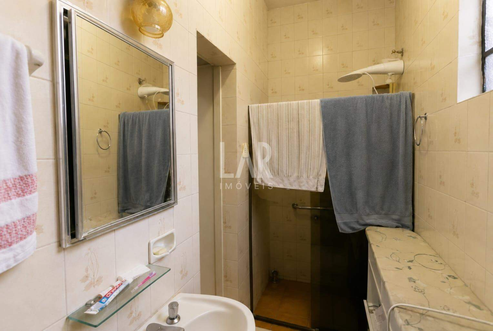 Casa de 3 quartos à venda, Centro, Belo Horizonte - MG
