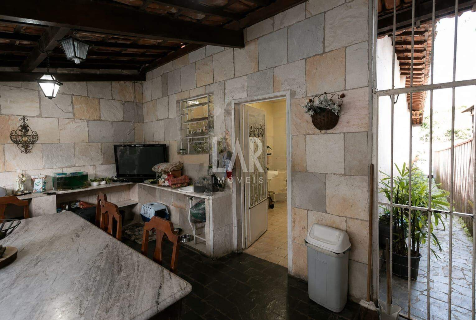 Casa de 3 quartos à venda, Centro, Belo Horizonte - MG