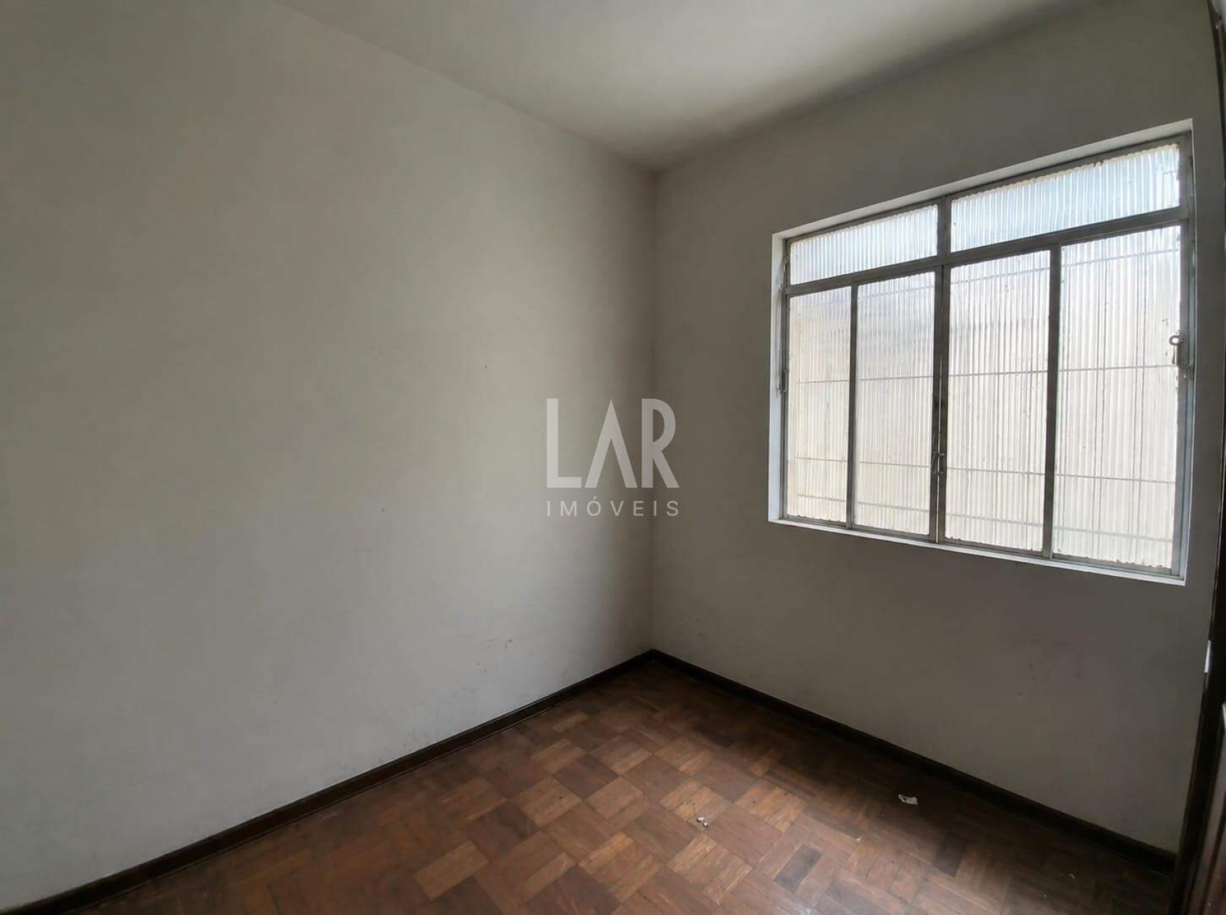 Casa de 3 quartos para alugar, Cruzeiro, Belo Horizonte - MG