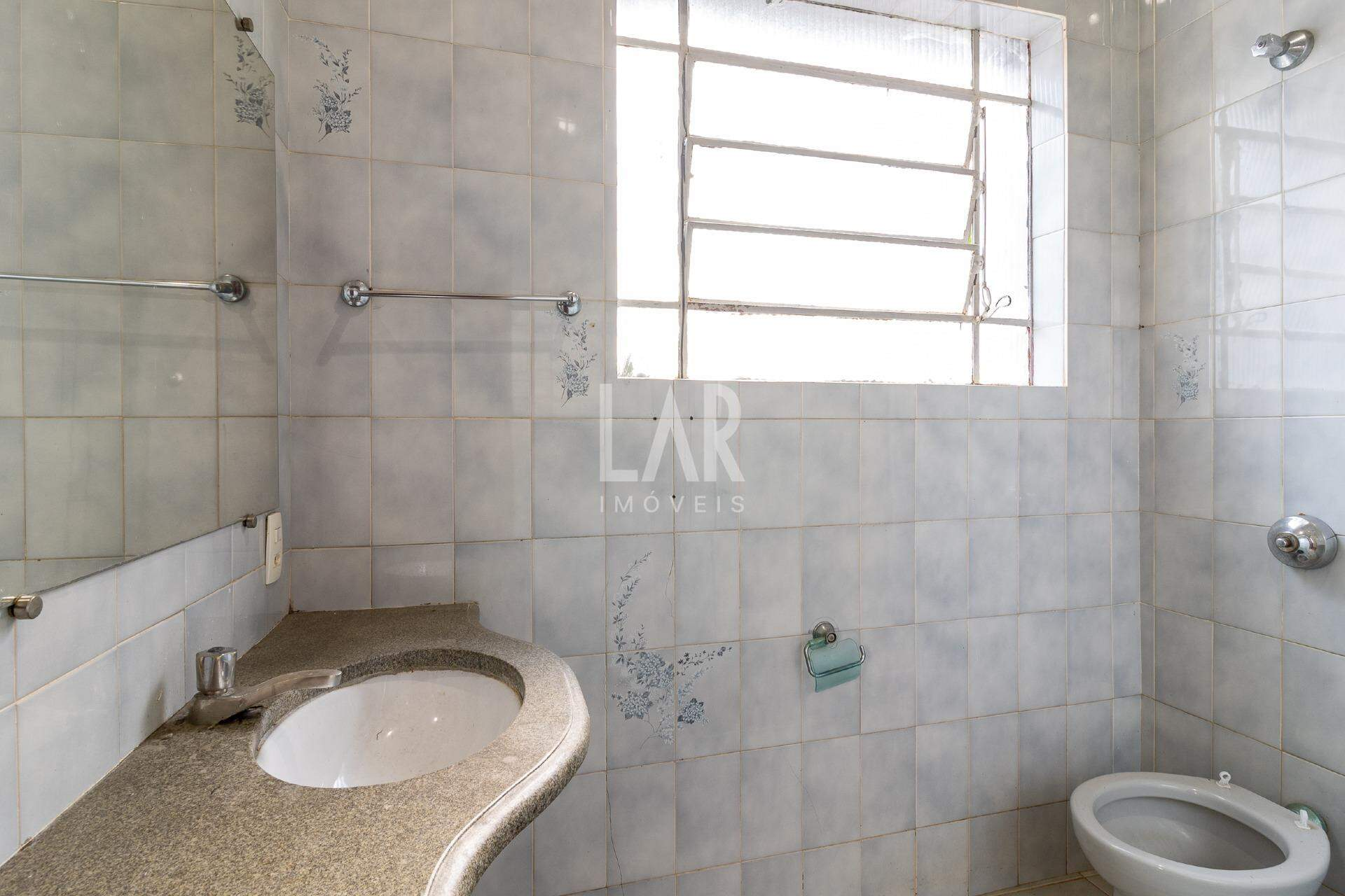 Casa Comercial de 7 quartos para alugar, Funcionários, Belo Horizonte - MG