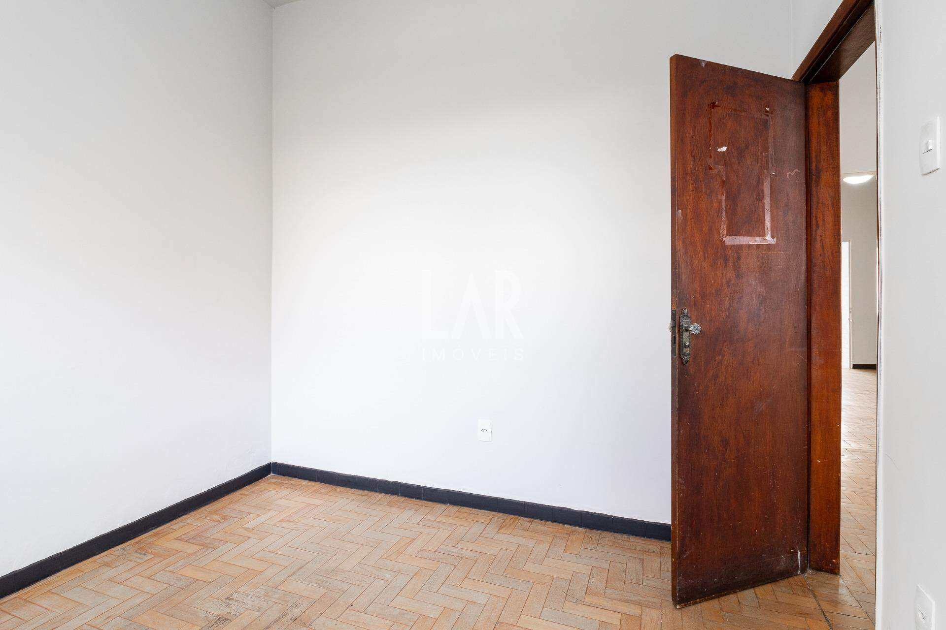 Casa Comercial de 7 quartos para alugar, Funcionários, Belo Horizonte - MG