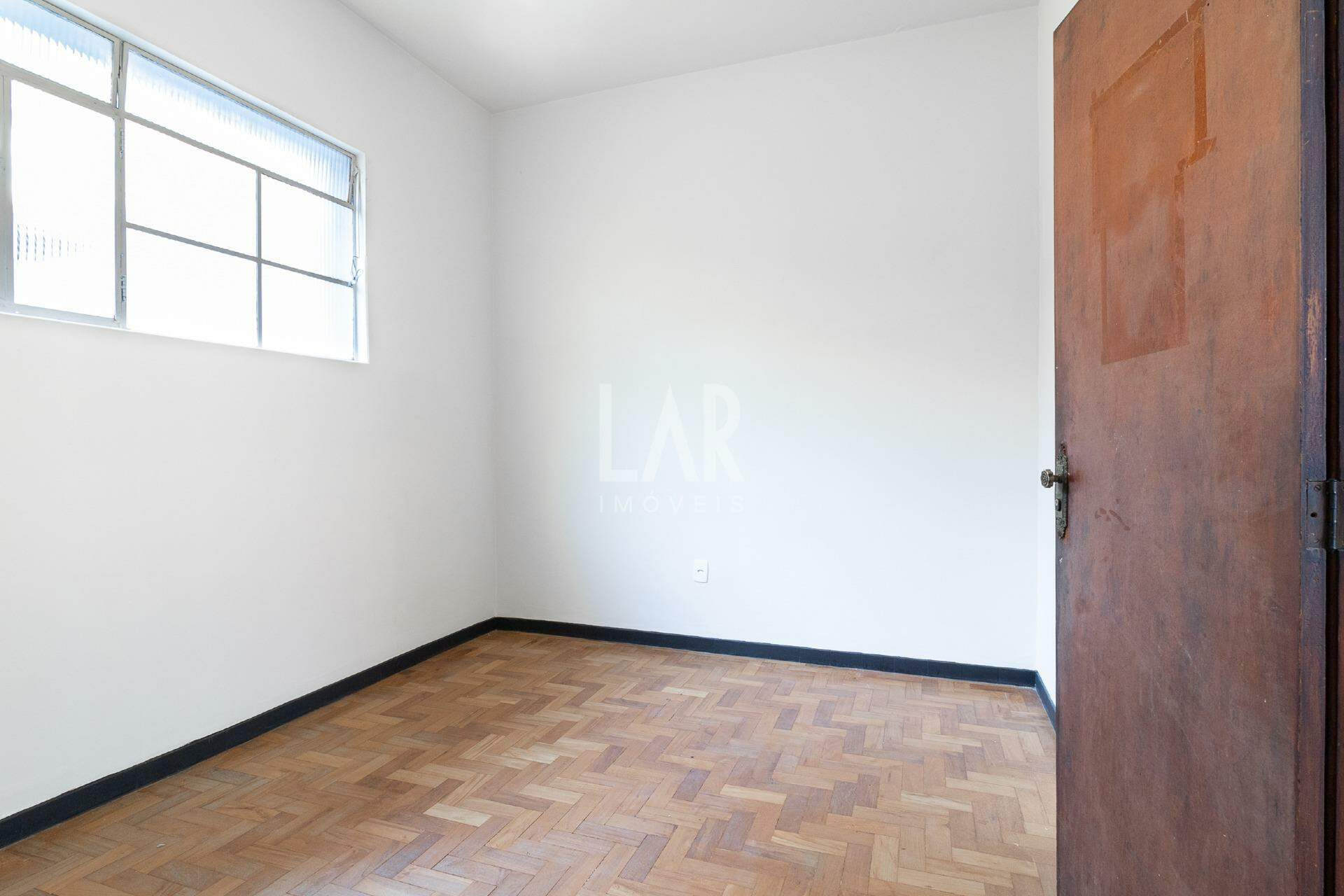 Casa Comercial de 7 quartos para alugar, Funcionários, Belo Horizonte - MG