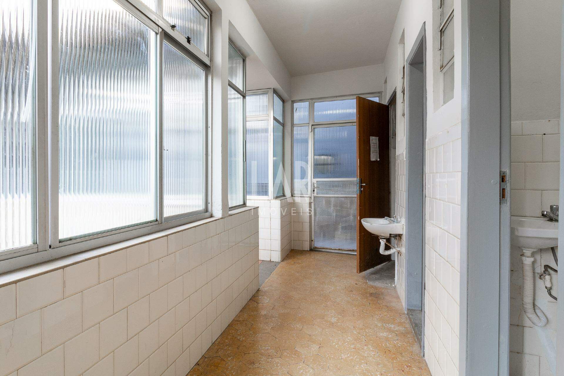 Casa Comercial de 7 quartos para alugar, Funcionários, Belo Horizonte - MG
