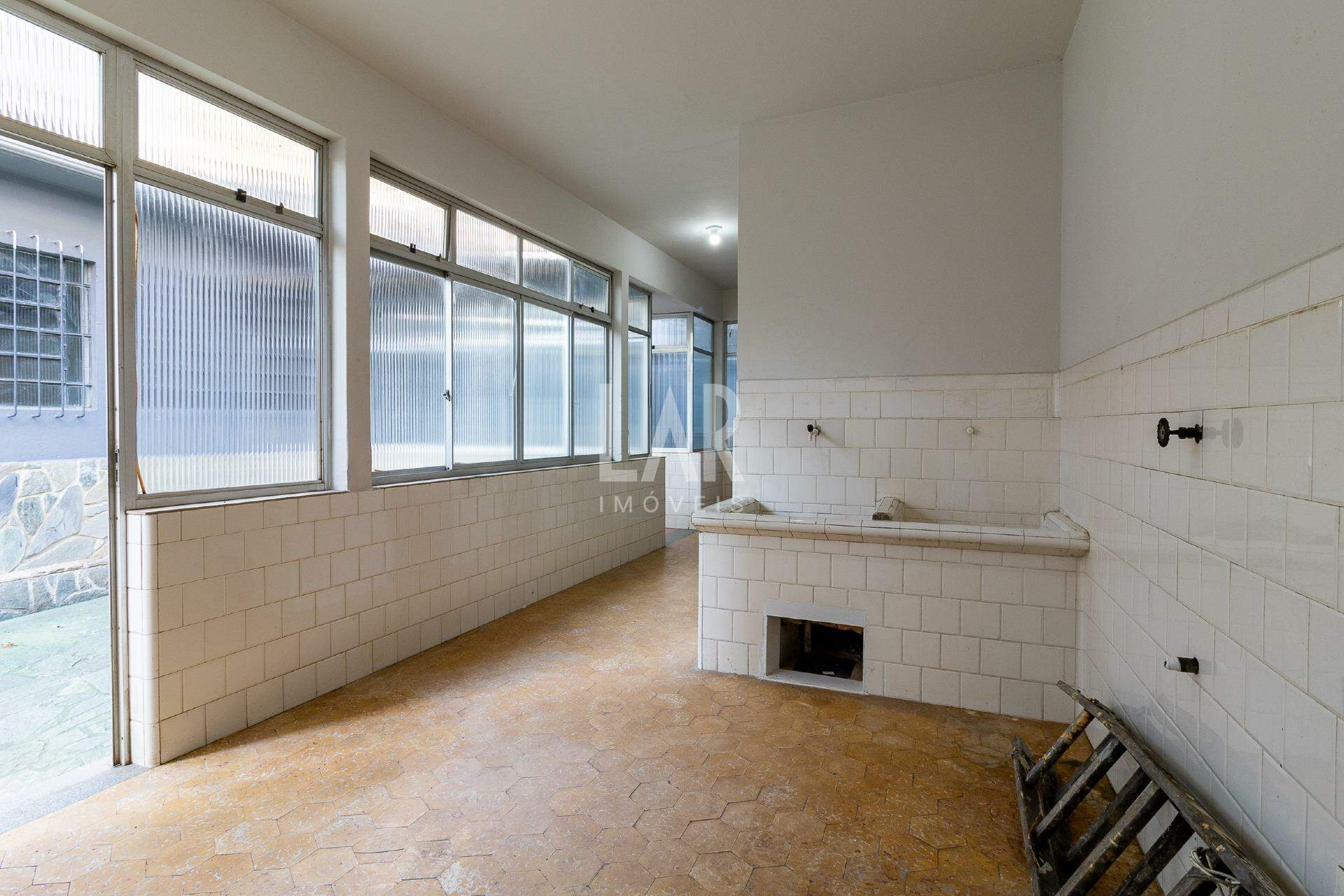 Casa Comercial de 7 quartos para alugar, Funcionários, Belo Horizonte - MG