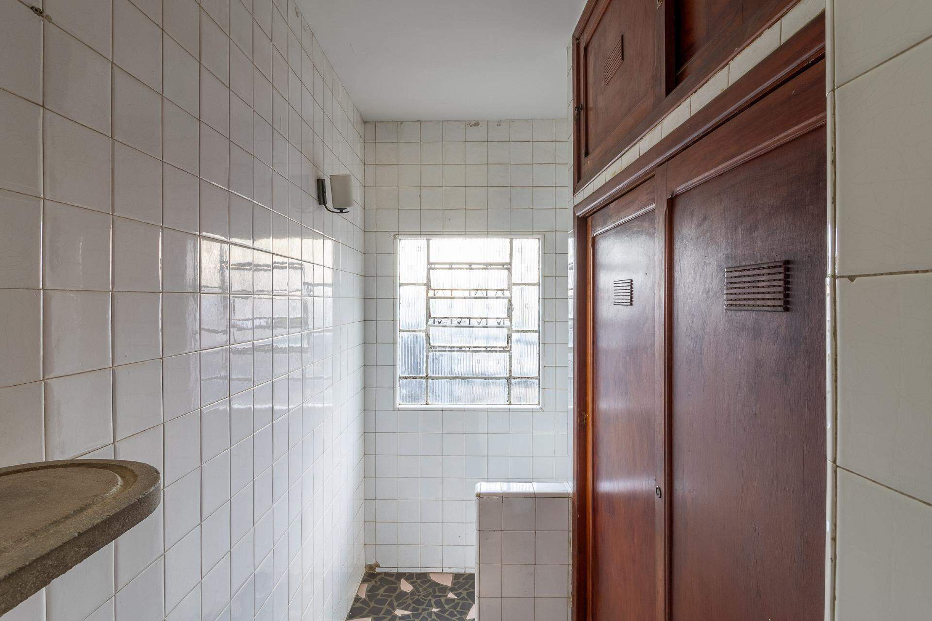 Casa Comercial de 7 quartos para alugar, Funcionários, Belo Horizonte - MG