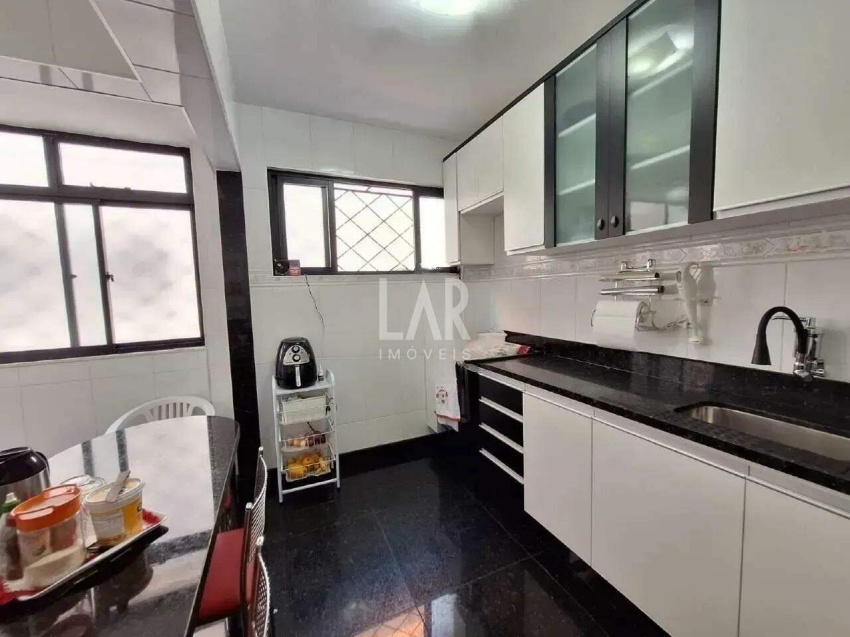 Apartamento de 3 quartos à venda, Nova Suíssa, Belo Horizonte - MG