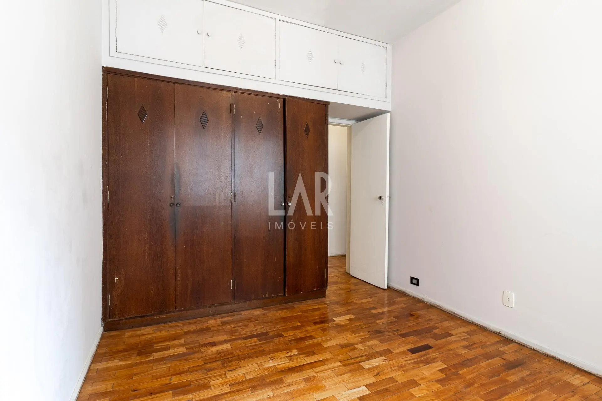 Apartamento de 3 quartos para alugar, Centro, Belo Horizonte - MG