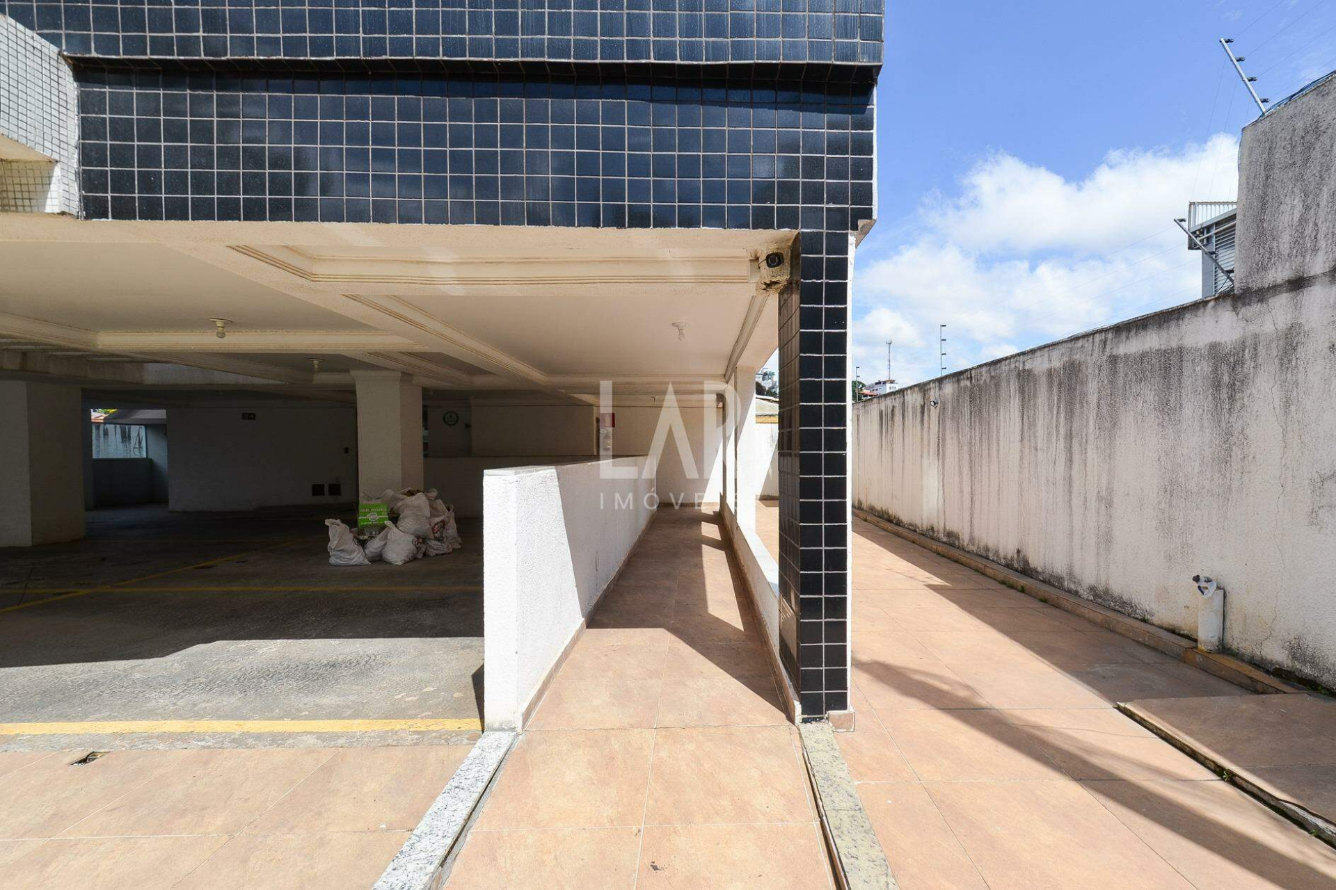 Apartamento de 3 quartos à venda, Nova Granada, Belo Horizonte - MG