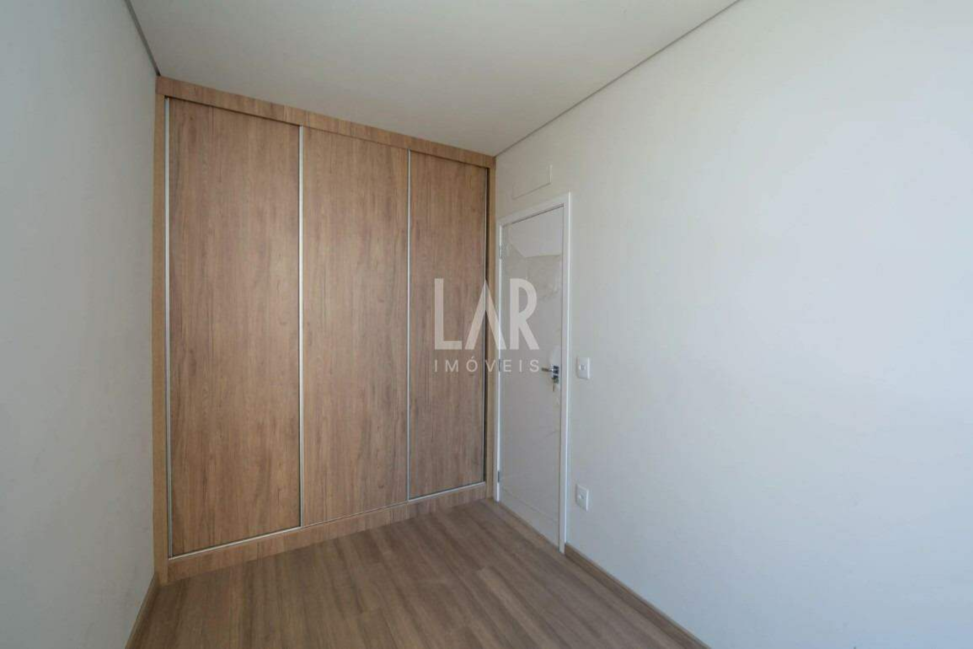 Casa Geminada de 2 quartos à venda, Estoril, Belo Horizonte - MG