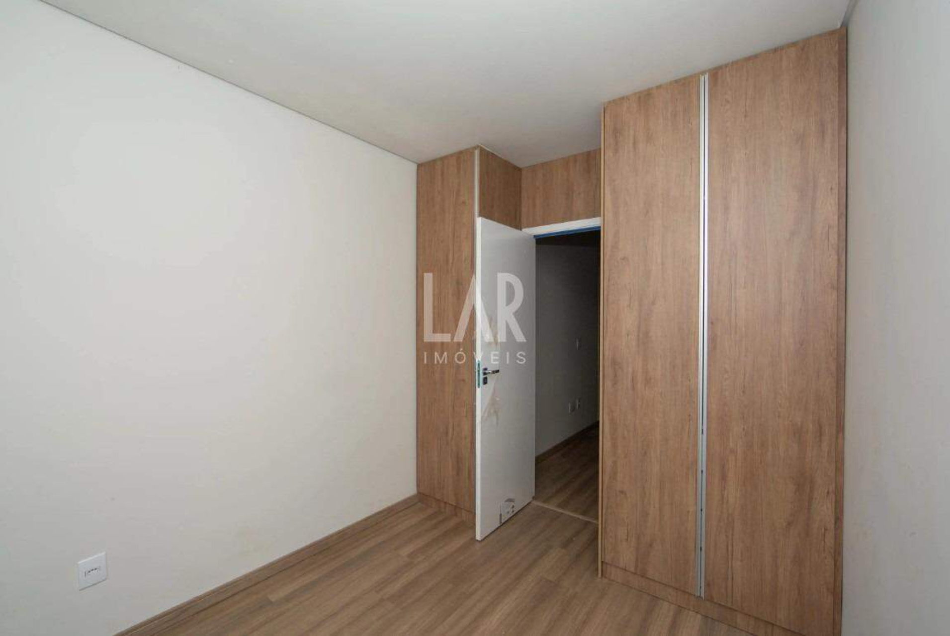 Casa Geminada de 2 quartos à venda, Estoril, Belo Horizonte - MG