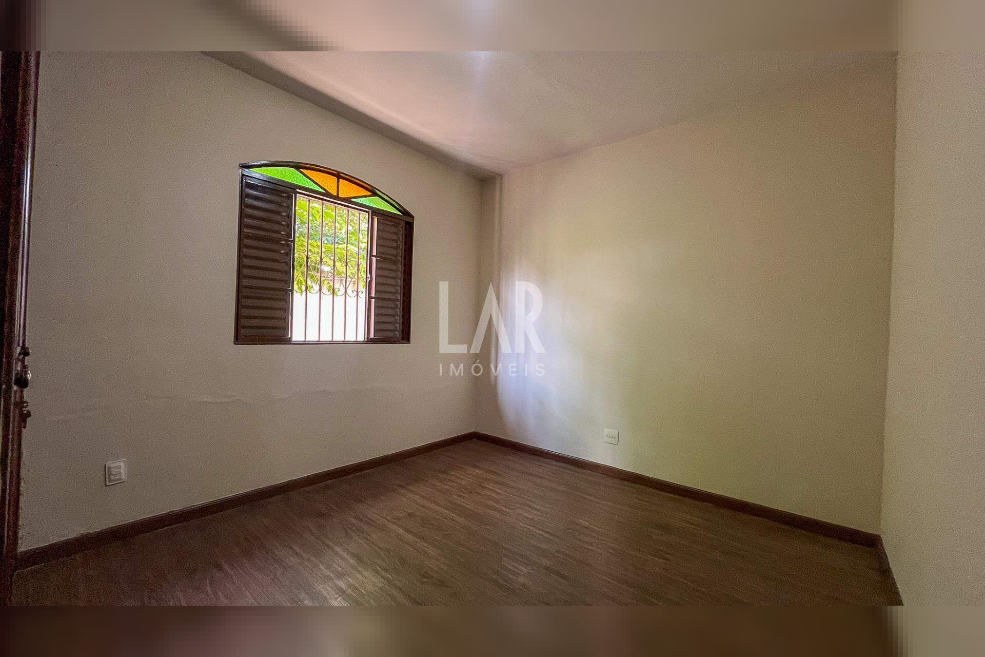 Casa de 3 quartos para alugar, Dona Clara, Belo Horizonte - MG