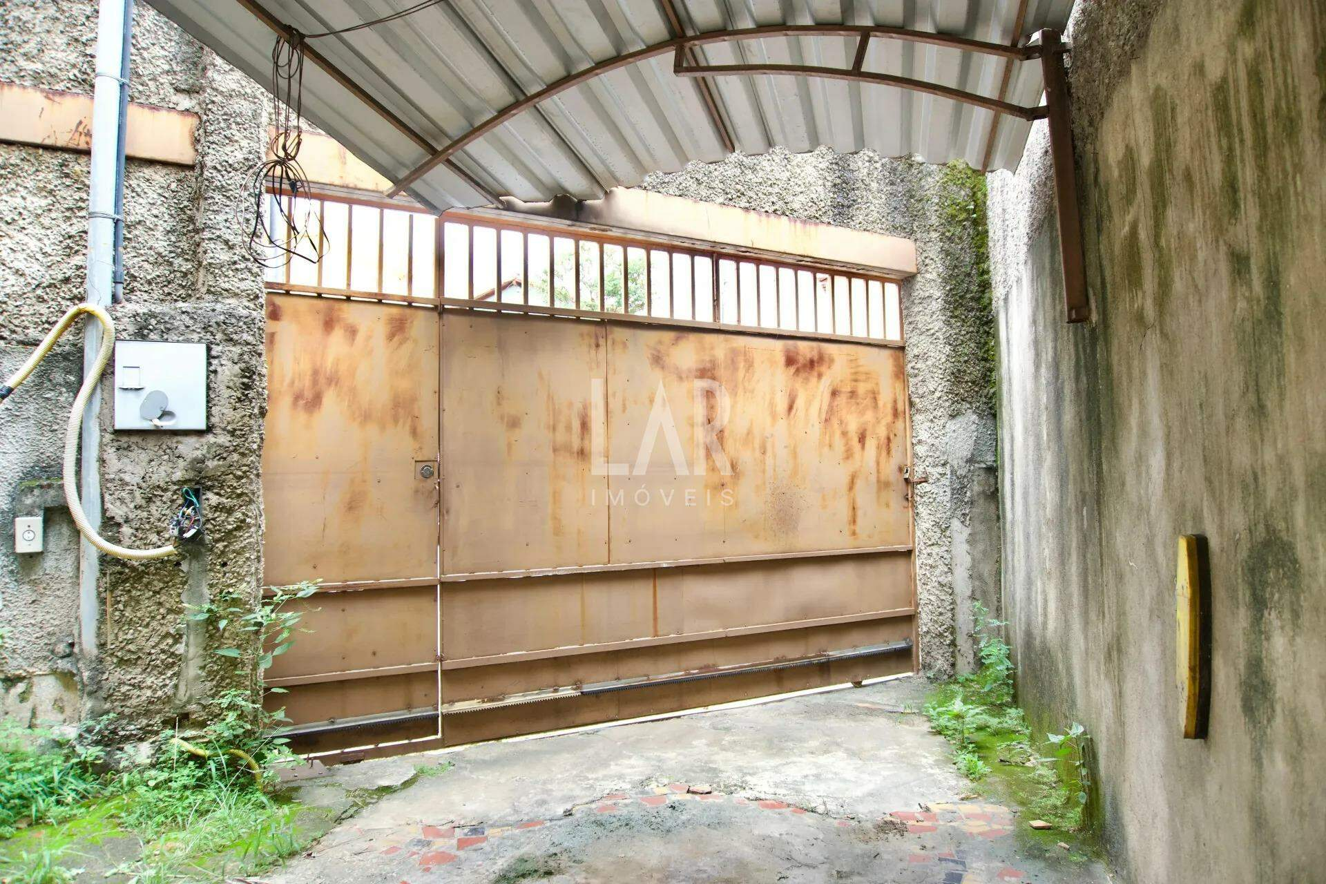Casa de 2 quartos à venda, Santa Tereza, Belo Horizonte - MG