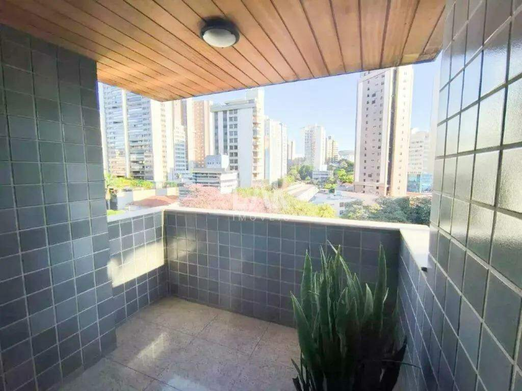 Apartamento de 4 quartos à venda, Funcionários, Belo Horizonte - MG