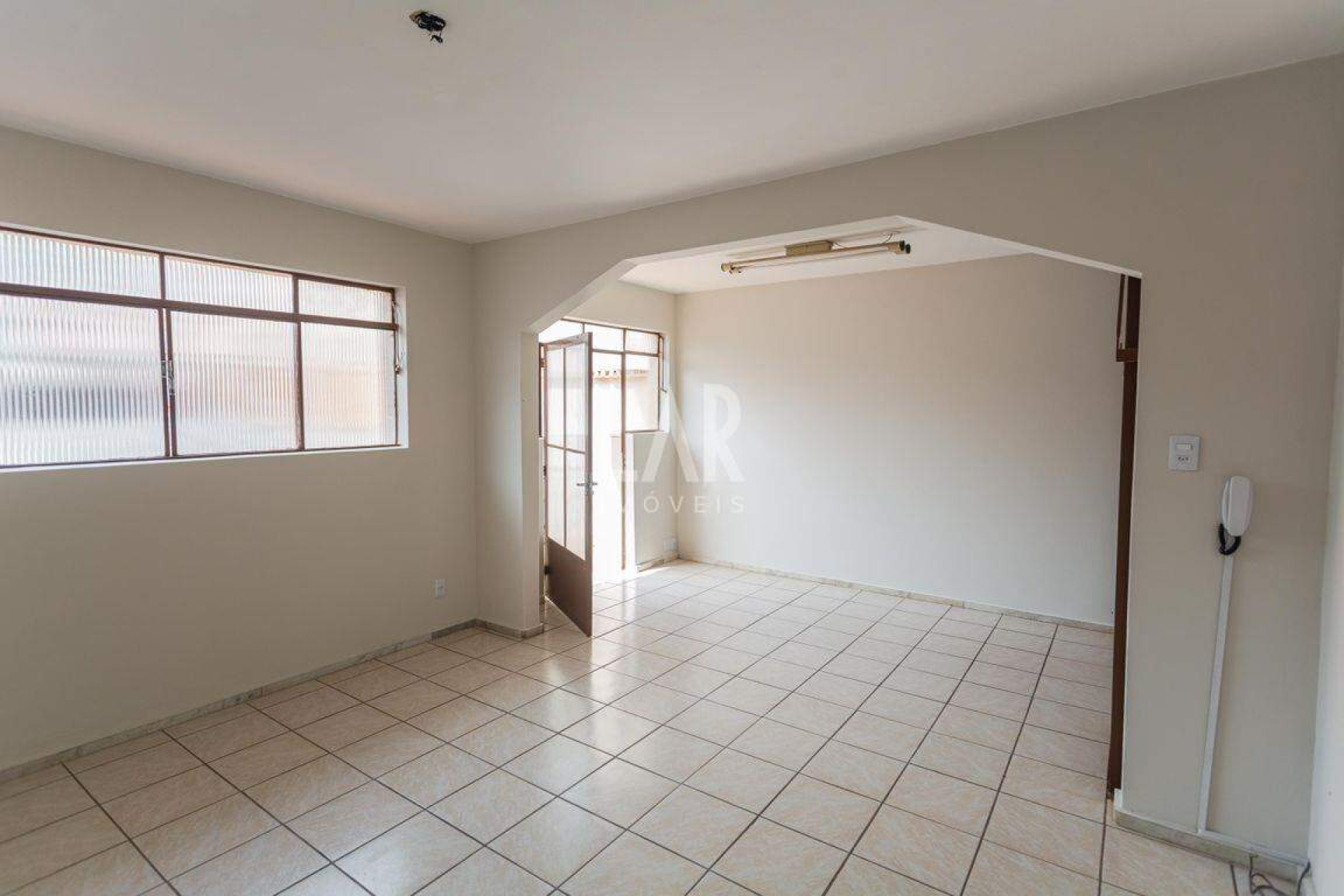 Casa de 3 quartos para alugar, Santa Efigênia, Belo Horizonte - MG
