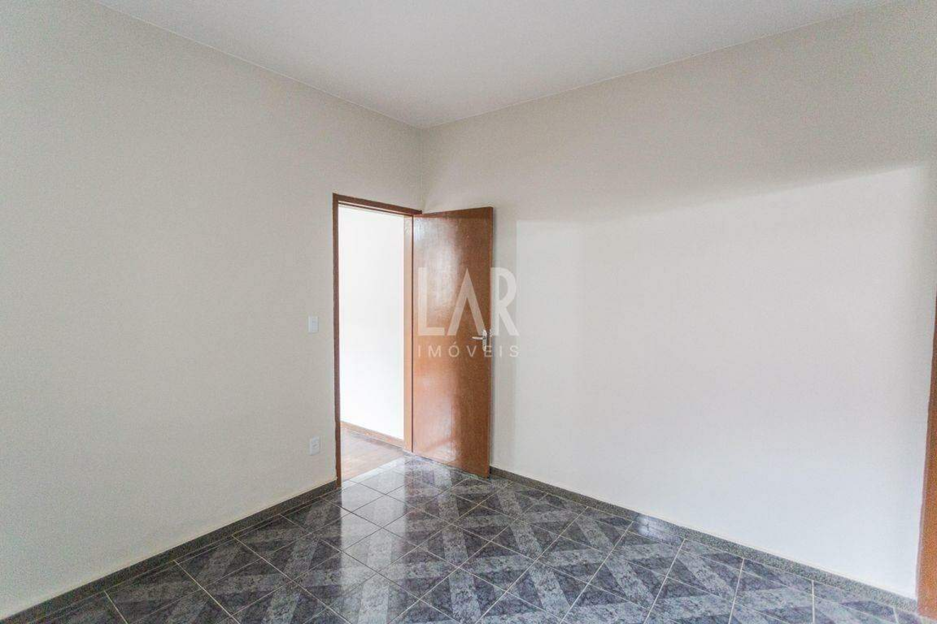 Casa de 3 quartos para alugar, Santa Efigênia, Belo Horizonte - MG