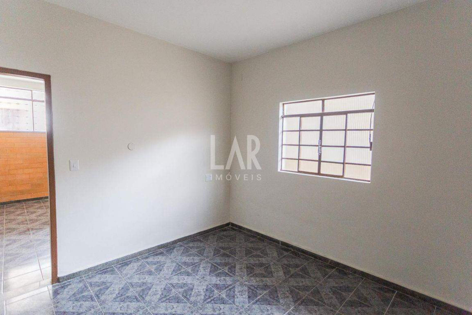 Casa de 3 quartos para alugar, Santa Efigênia, Belo Horizonte - MG