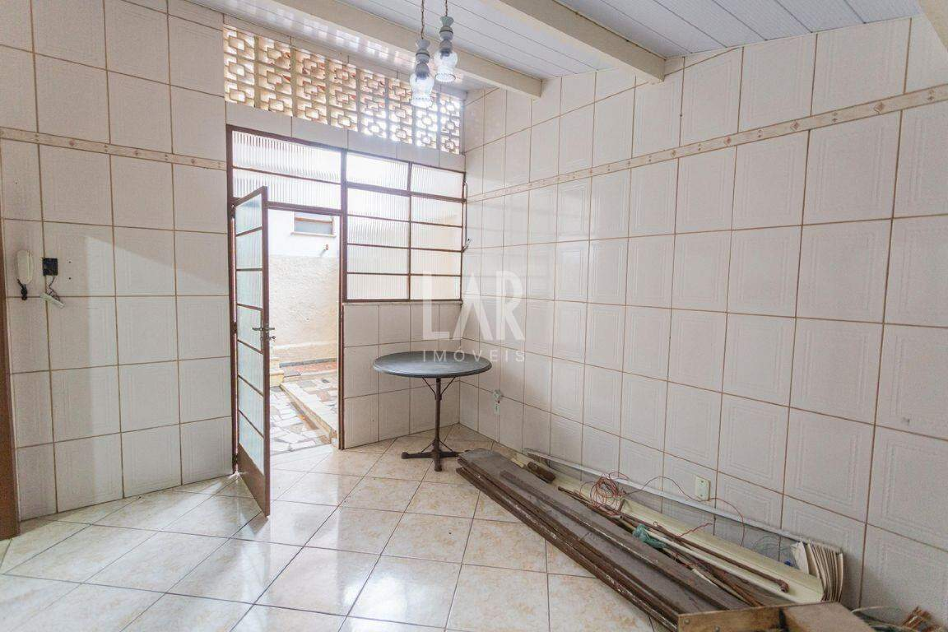 Casa de 3 quartos para alugar, Santa Efigênia, Belo Horizonte - MG