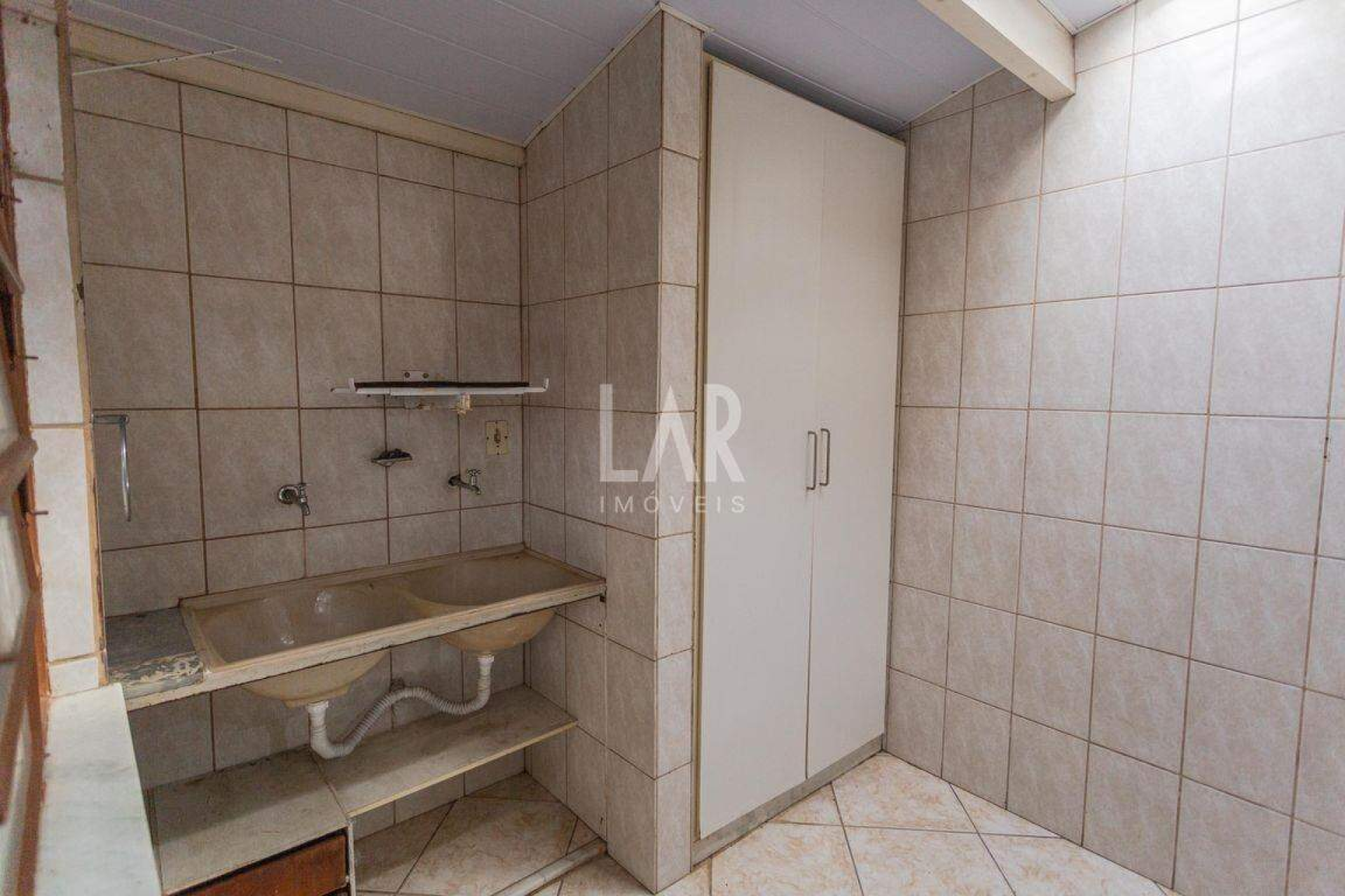 Casa de 3 quartos para alugar, Santa Efigênia, Belo Horizonte - MG