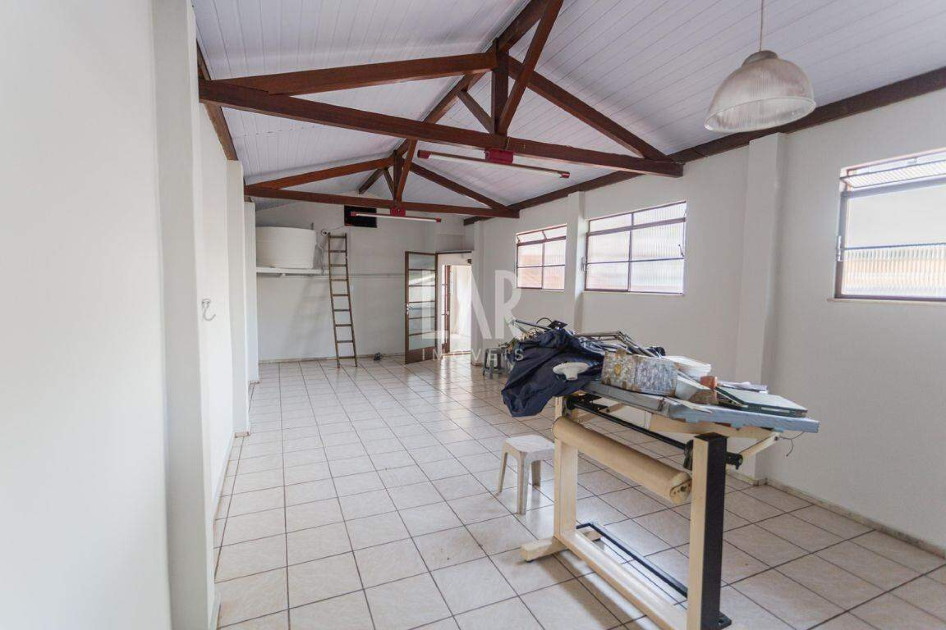 Casa de 3 quartos para alugar, Santa Efigênia, Belo Horizonte - MG