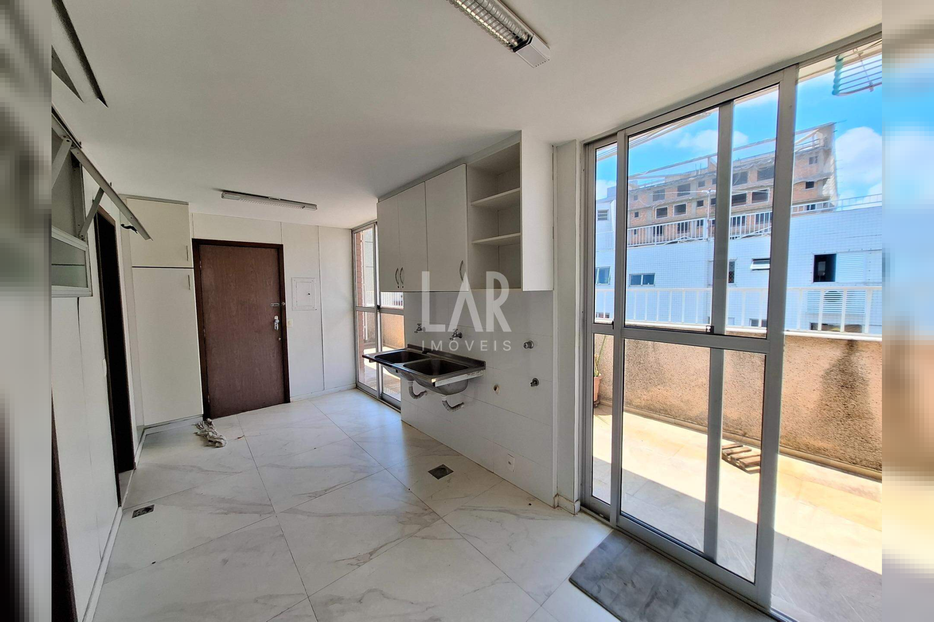Cobertura de 4 quartos à venda, Santa Efigênia, Belo Horizonte - MG