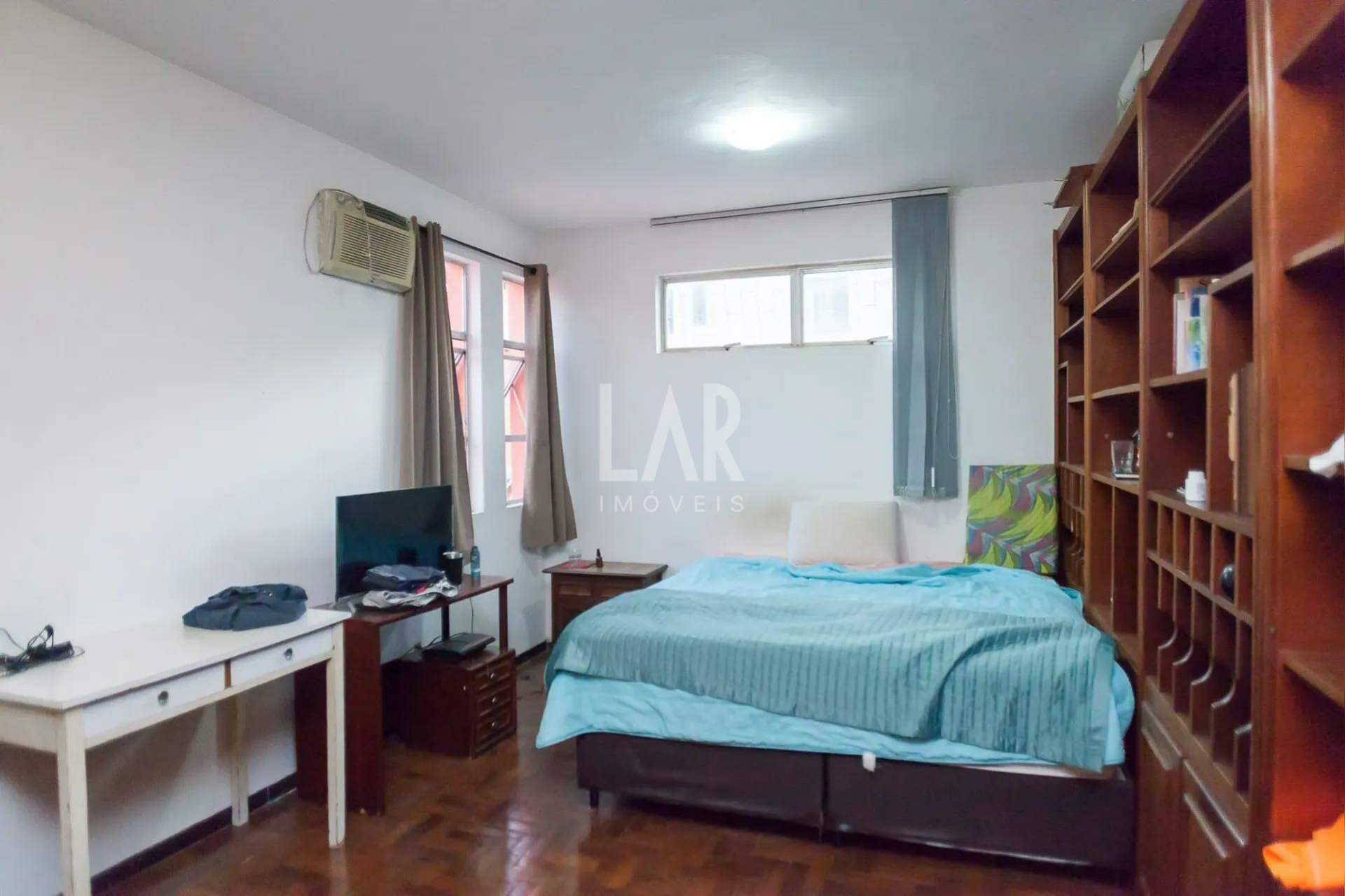 Casa de 5 quartos à venda, Floresta, Belo Horizonte - MG