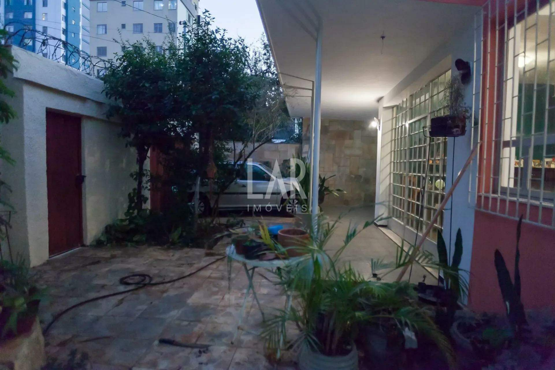 Casa de 5 quartos à venda, Floresta, Belo Horizonte - MG