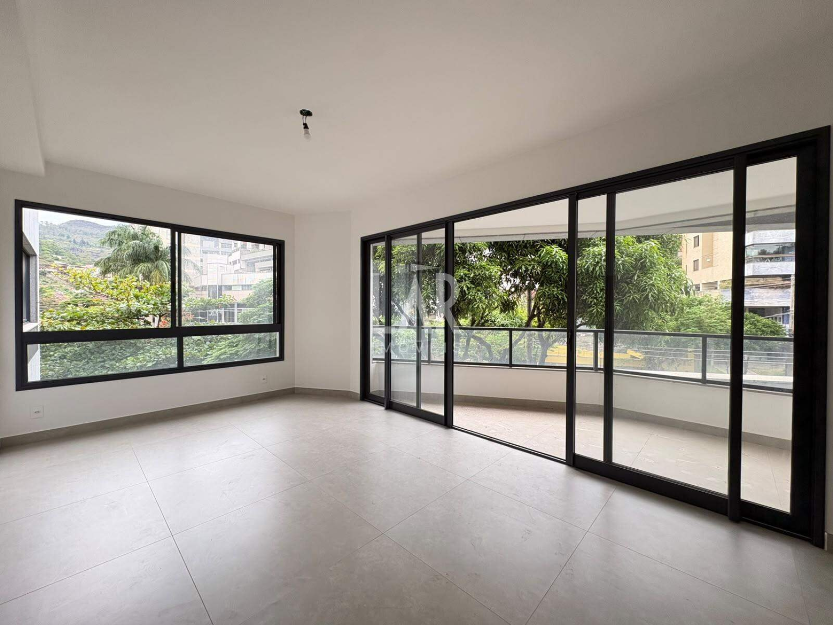 Apartamento de 3 quartos à venda, Sion, Belo Horizonte - MG