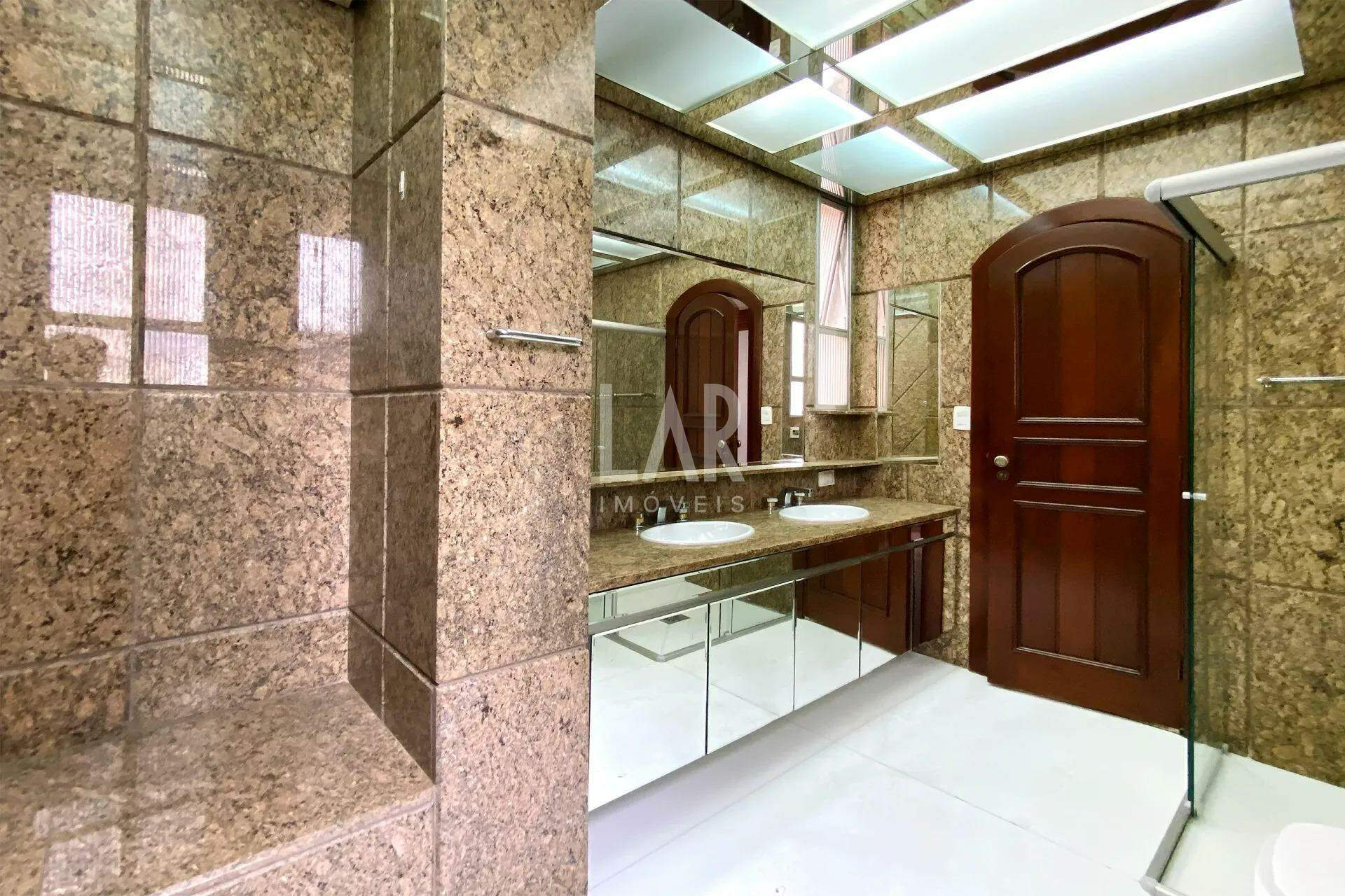Apartamento de 4 quartos à venda, Lourdes, Belo Horizonte - MG