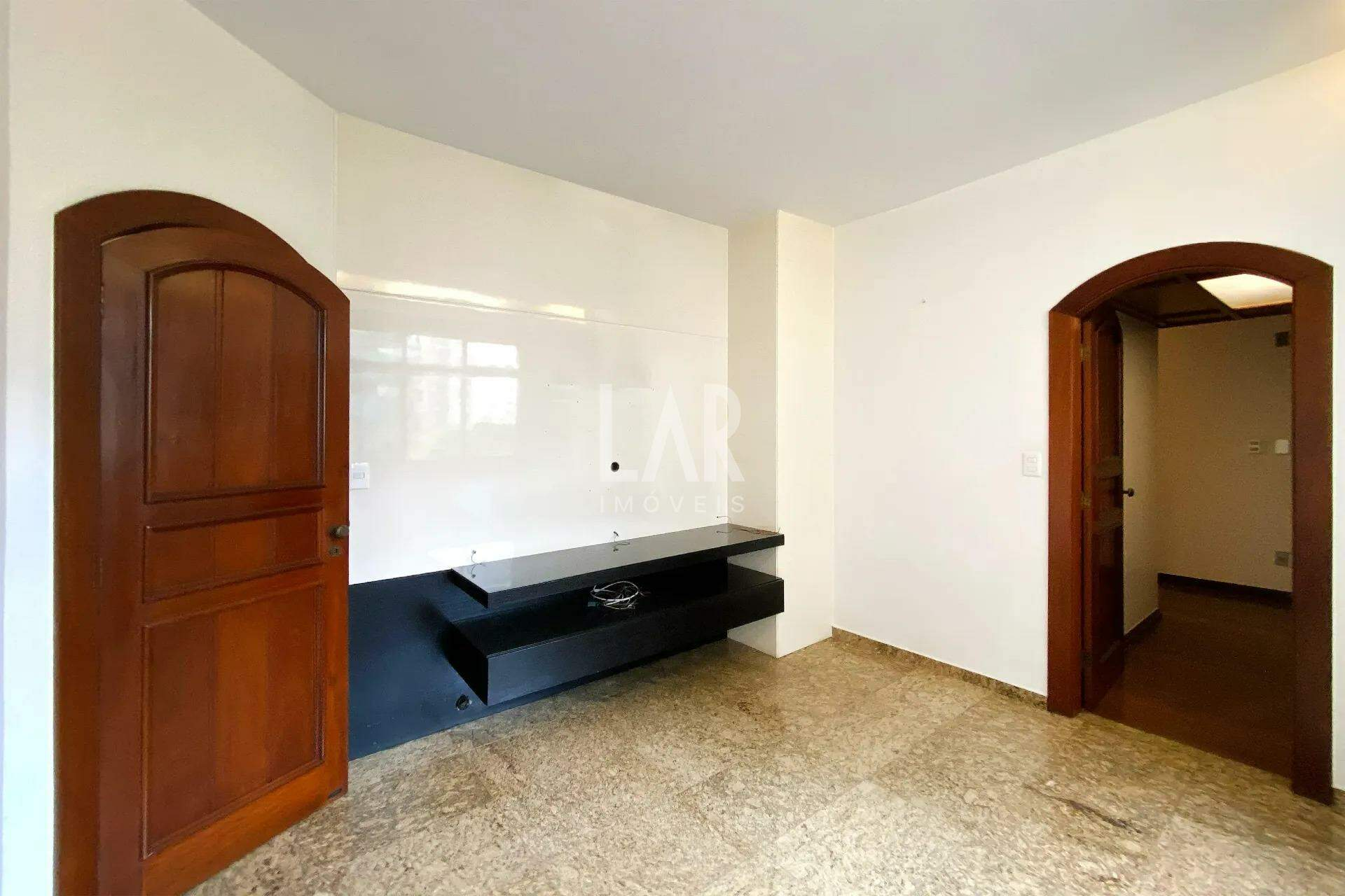 Apartamento de 4 quartos à venda, Lourdes, Belo Horizonte - MG