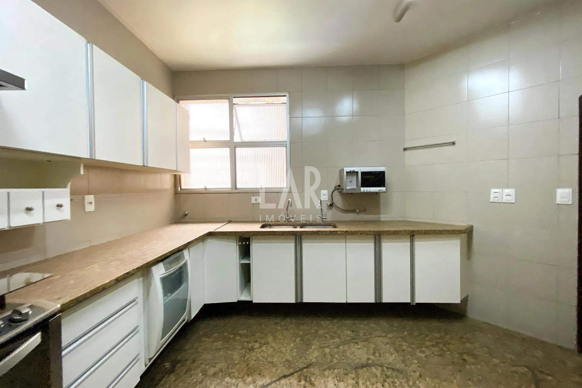 Apartamento de 4 quartos à venda, Lourdes, Belo Horizonte - MG
