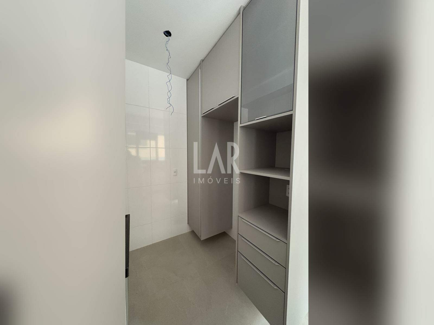 Apartamento de 3 quartos para alugar, Santa Efigênia, Belo Horizonte - MG