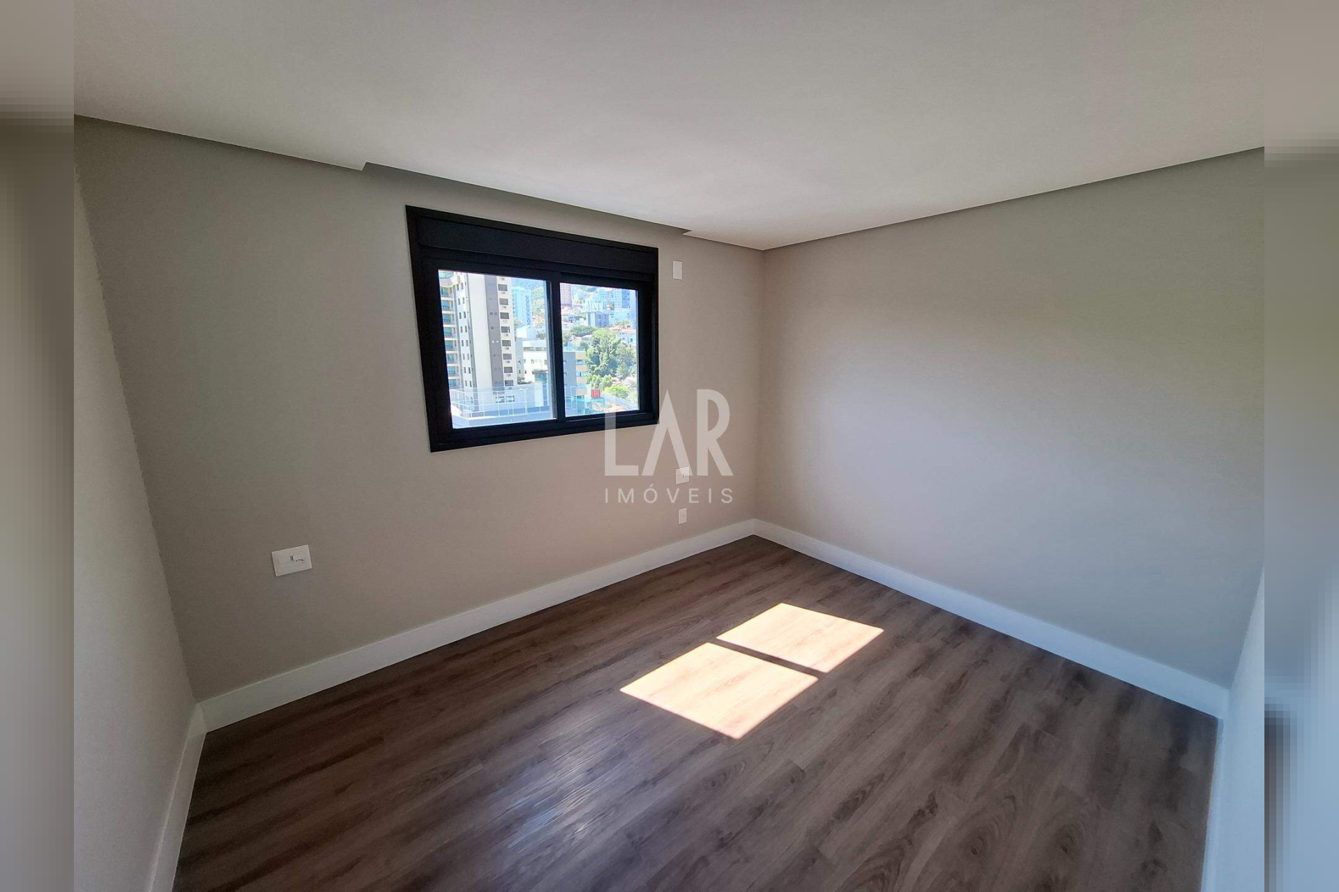 Cobertura de 3 quartos para alugar, Santa Lúcia, Belo Horizonte - MG