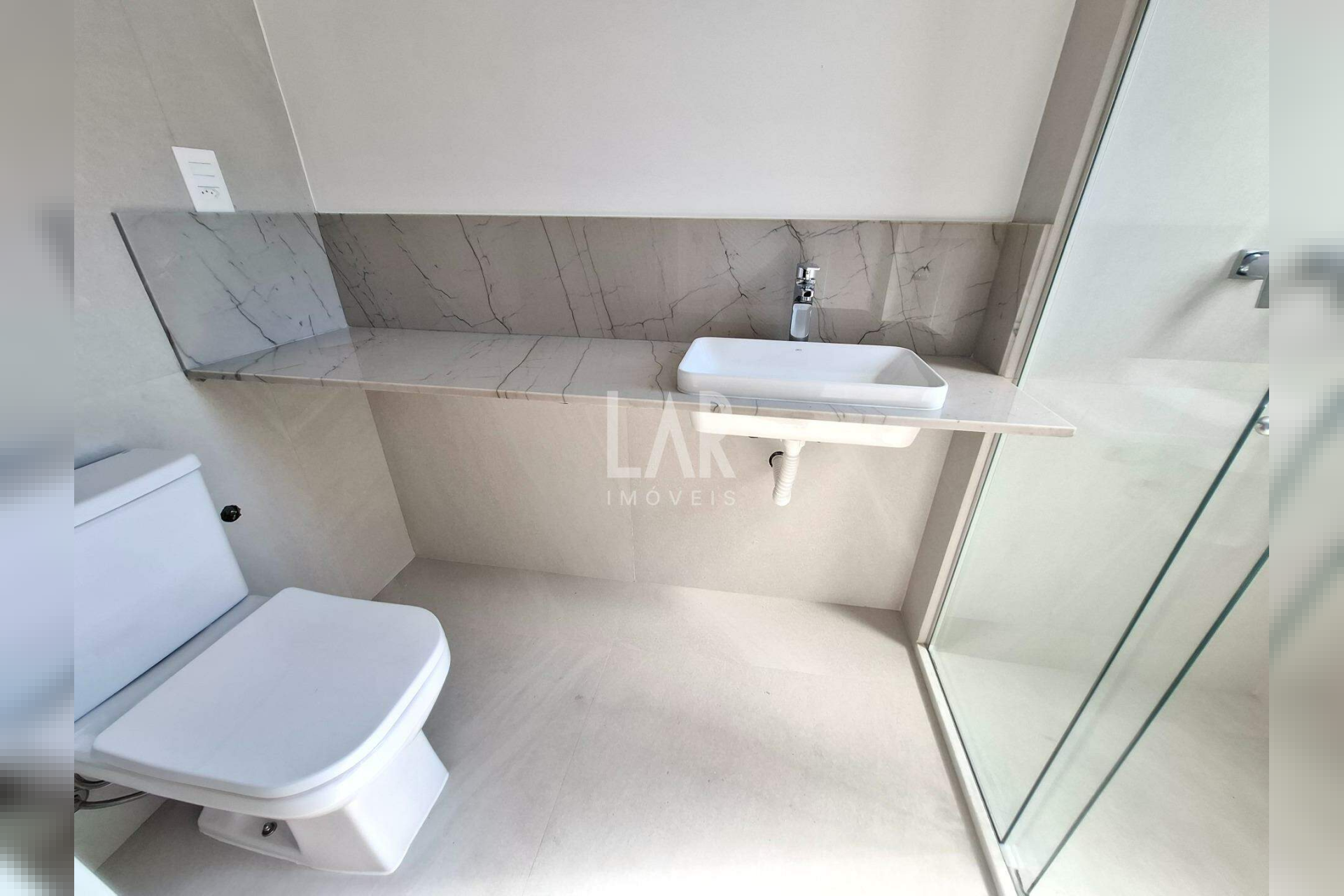 Cobertura de 3 quartos para alugar, Santa Lúcia, Belo Horizonte - MG
