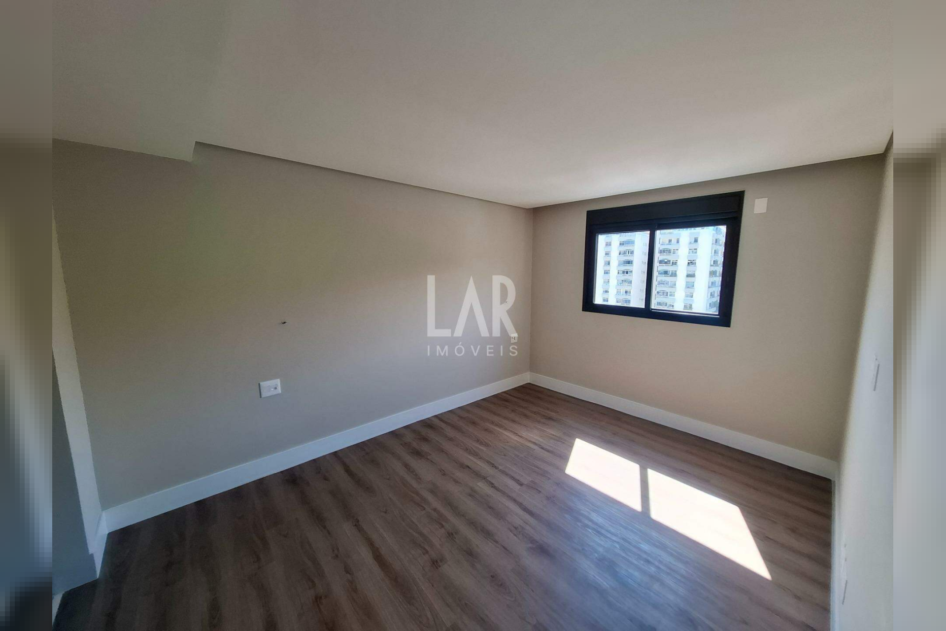Cobertura de 3 quartos para alugar, Santa Lúcia, Belo Horizonte - MG