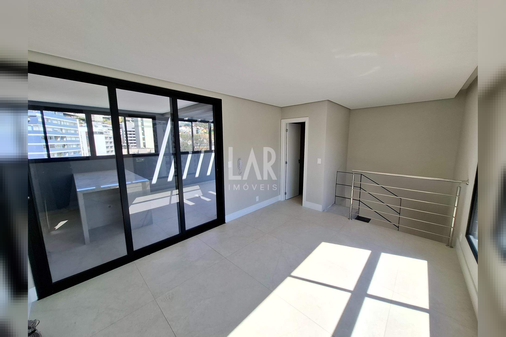 Cobertura de 3 quartos para alugar, Santa Lúcia, Belo Horizonte - MG