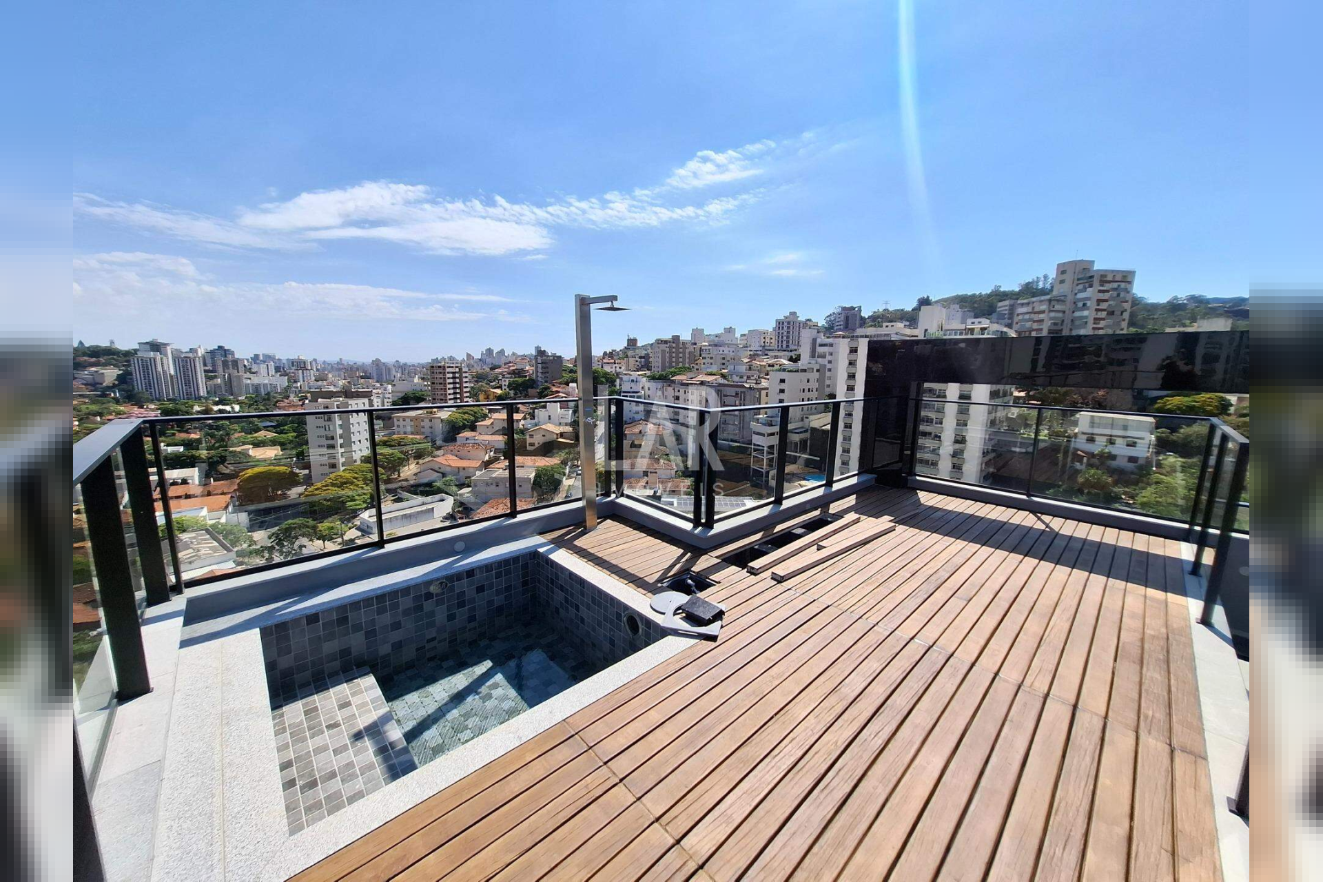 Cobertura de 3 quartos para alugar, Santa Lúcia, Belo Horizonte - MG