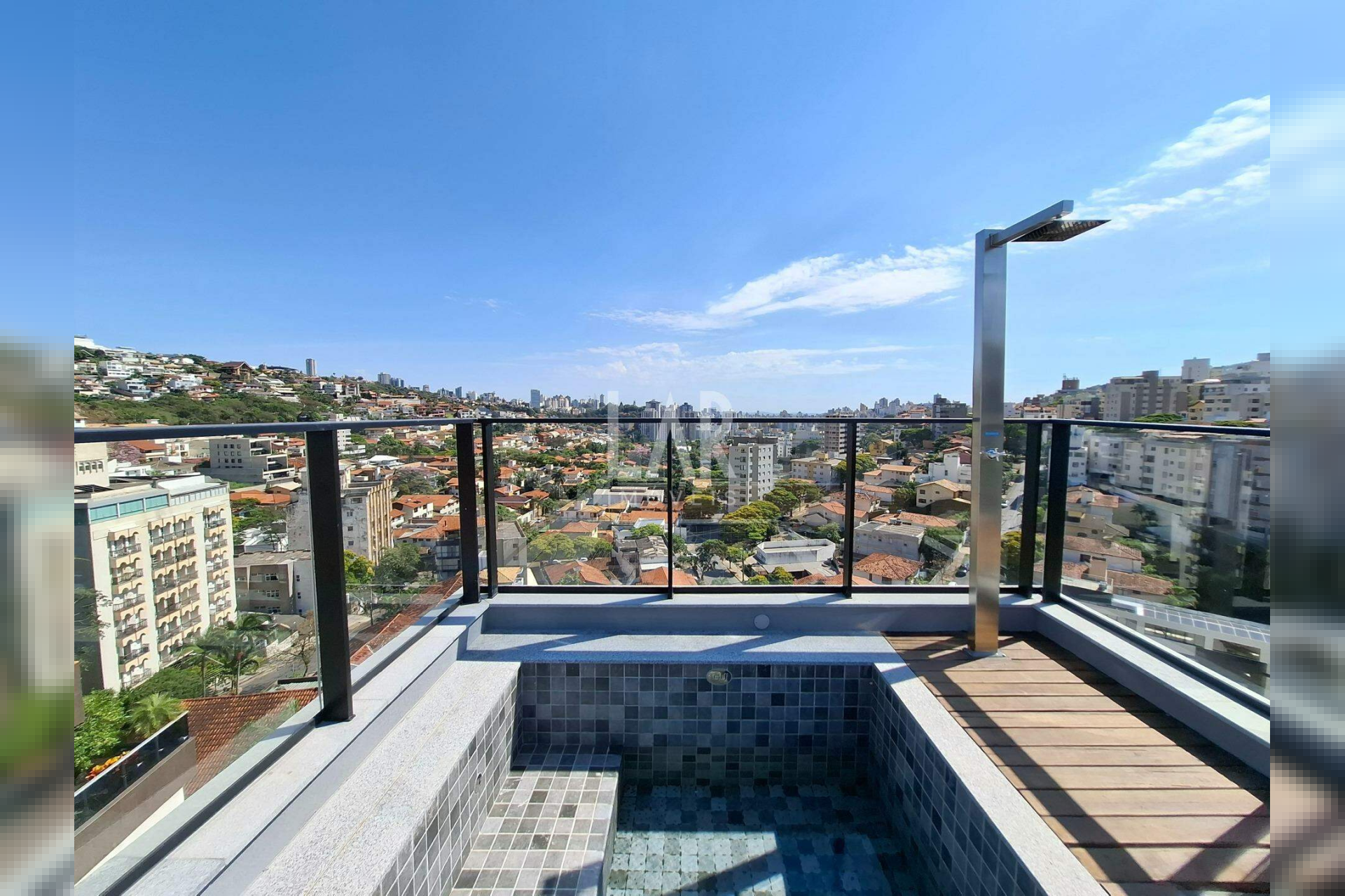 Cobertura de 3 quartos para alugar, Santa Lúcia, Belo Horizonte - MG