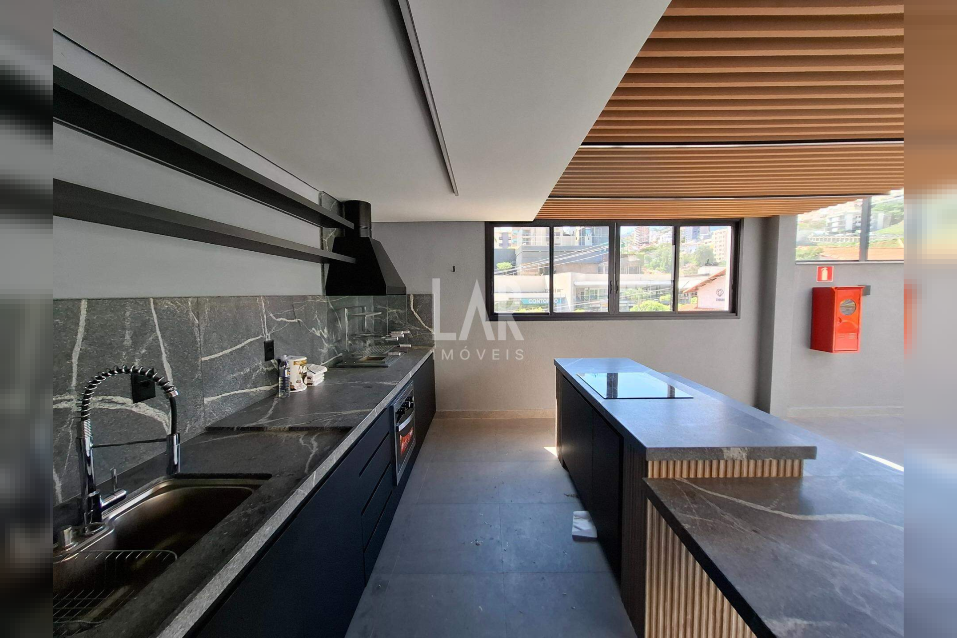 Cobertura de 3 quartos para alugar, Santa Lúcia, Belo Horizonte - MG
