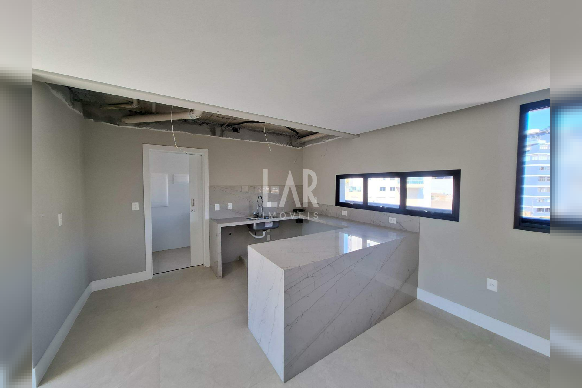 Cobertura de 3 quartos para alugar, Santa Lúcia, Belo Horizonte - MG