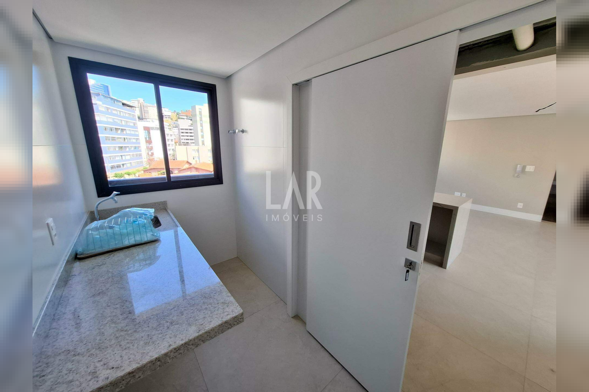 Cobertura de 3 quartos para alugar, Santa Lúcia, Belo Horizonte - MG